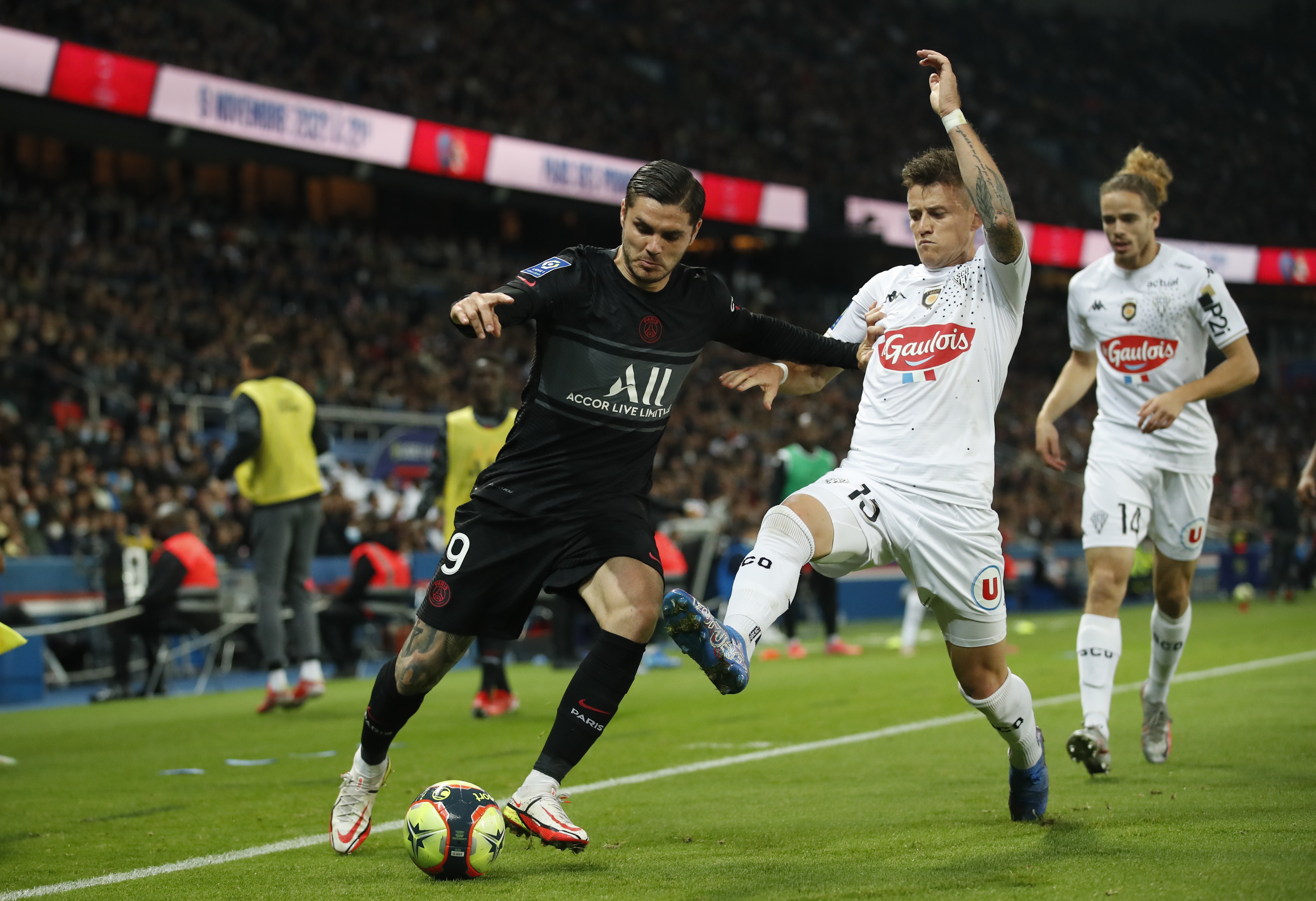 Mauro Icardi fue titular en el duelo del PSG ante Angers por la Fecha 10 de la Ligue 1 (Foto: REUTERS)