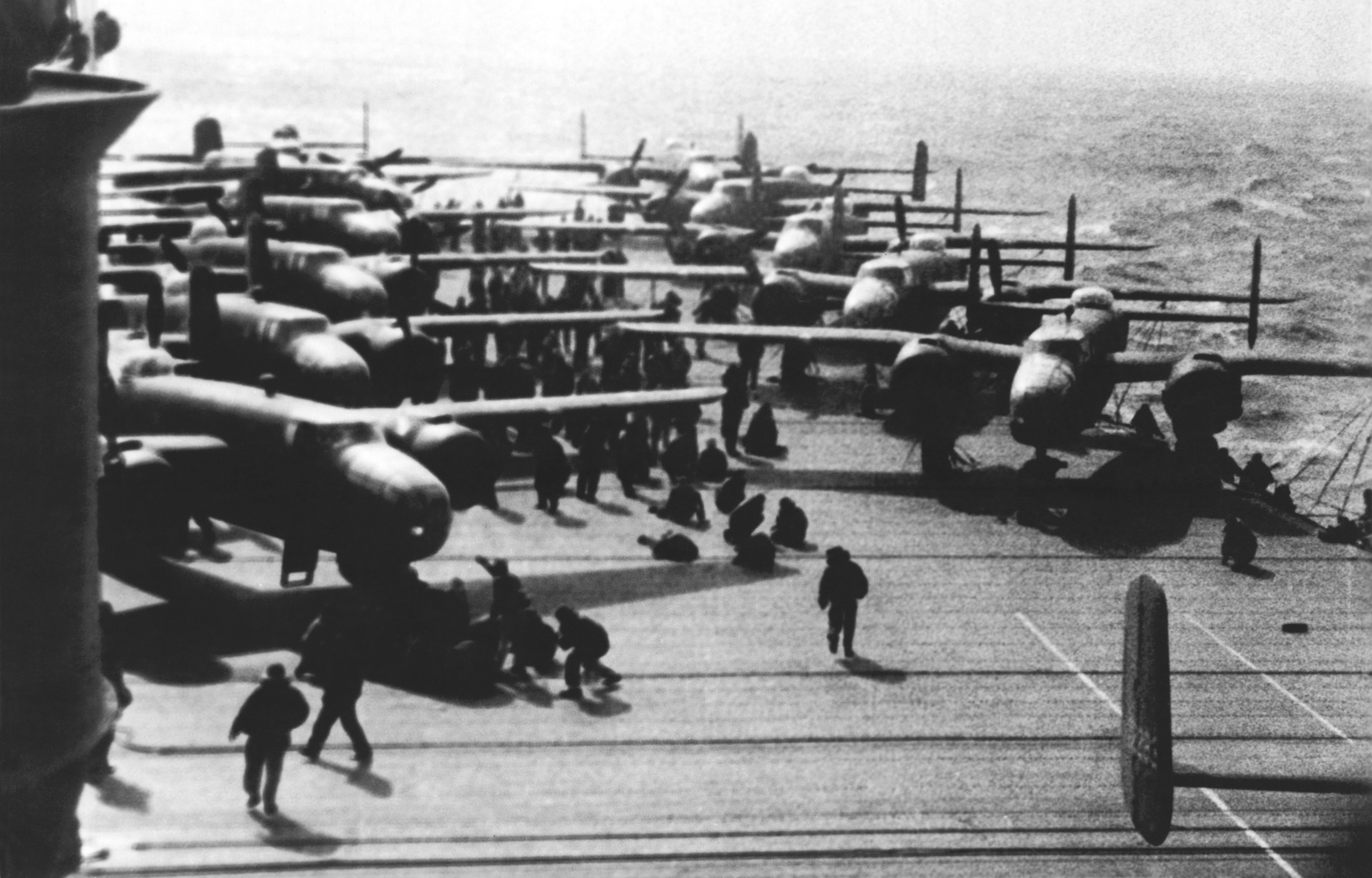 Primer bombardeo a Tokio - despues de Pearl Harbor- 1942 YQT56GBJ4FH6BLNKLC56WGTYCU