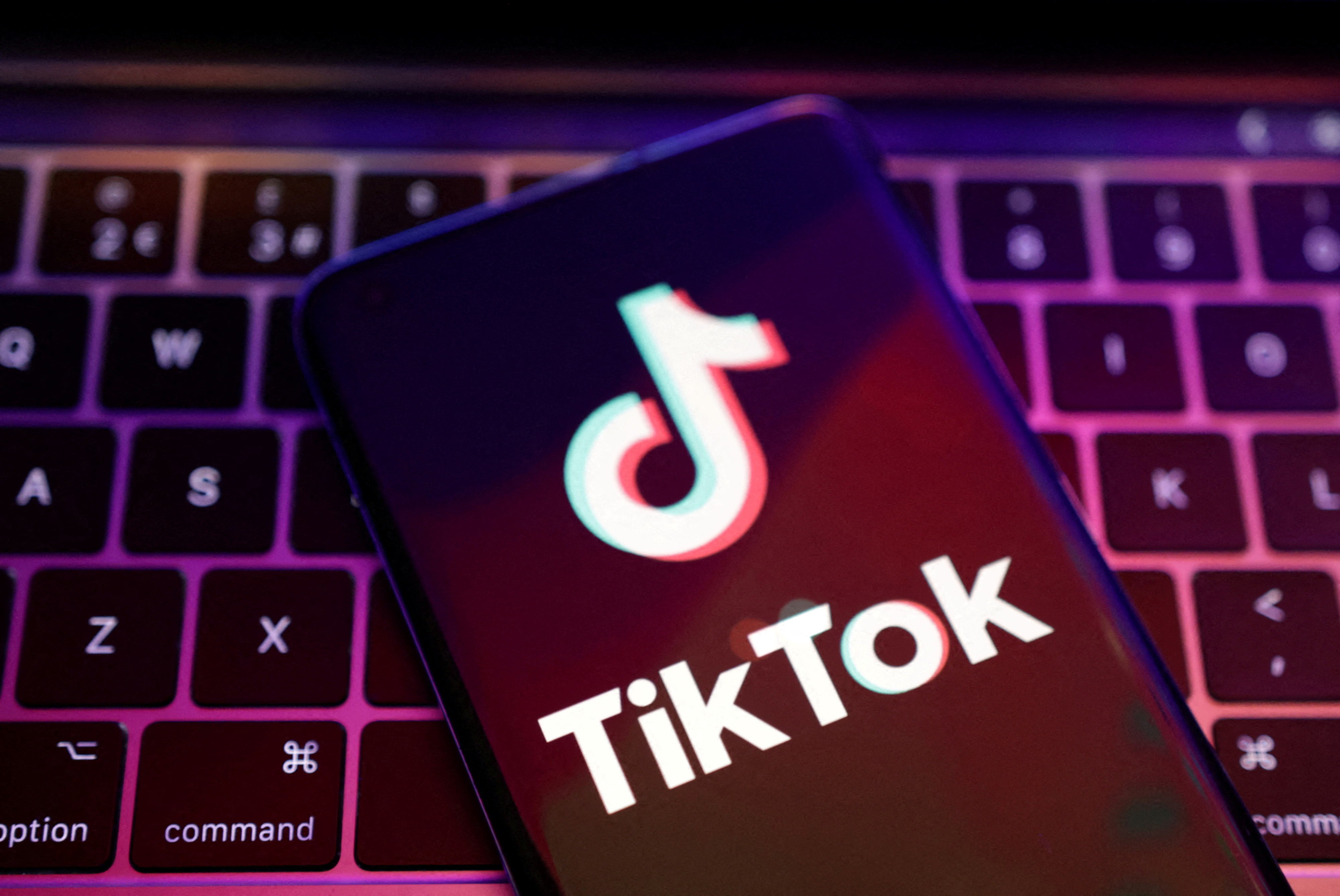 TikTok: cómo seleccionar qué usuarios me pueden  mandar mensajes