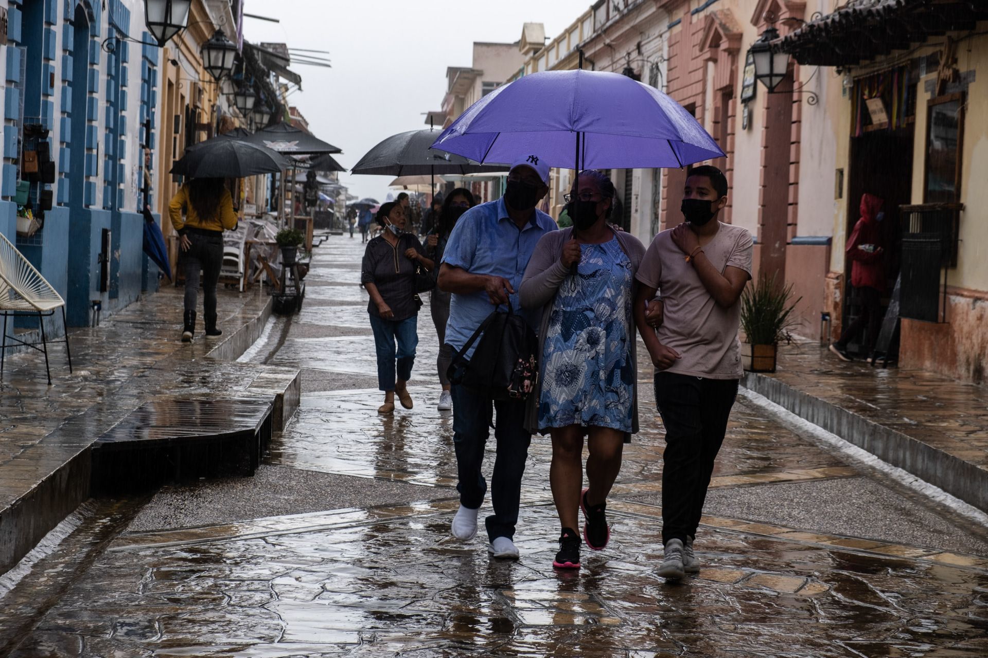 Pronóstico de lluvias fuertes en el sureste de México y entrada de nuevo frente frío. (FOTO: ISABEL MATEOS/CUARTOSCURO.COM)