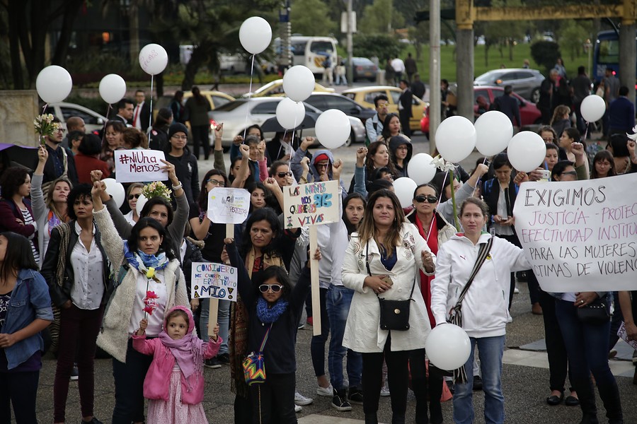 Feminicidios y actos de acoso y abuso sexual contra las mujeres en aumento en Colombia
