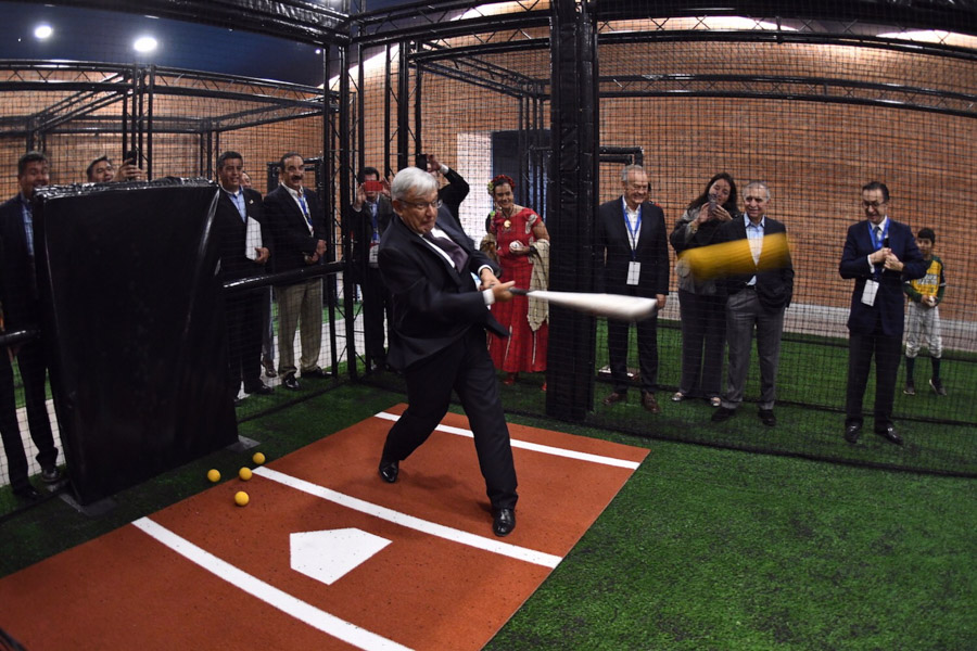 El deporte predilecto de Andrés Manuel López Obrador es el béisbol y es un deporte que busca impulsar (Foto: Cuartoscuro)
