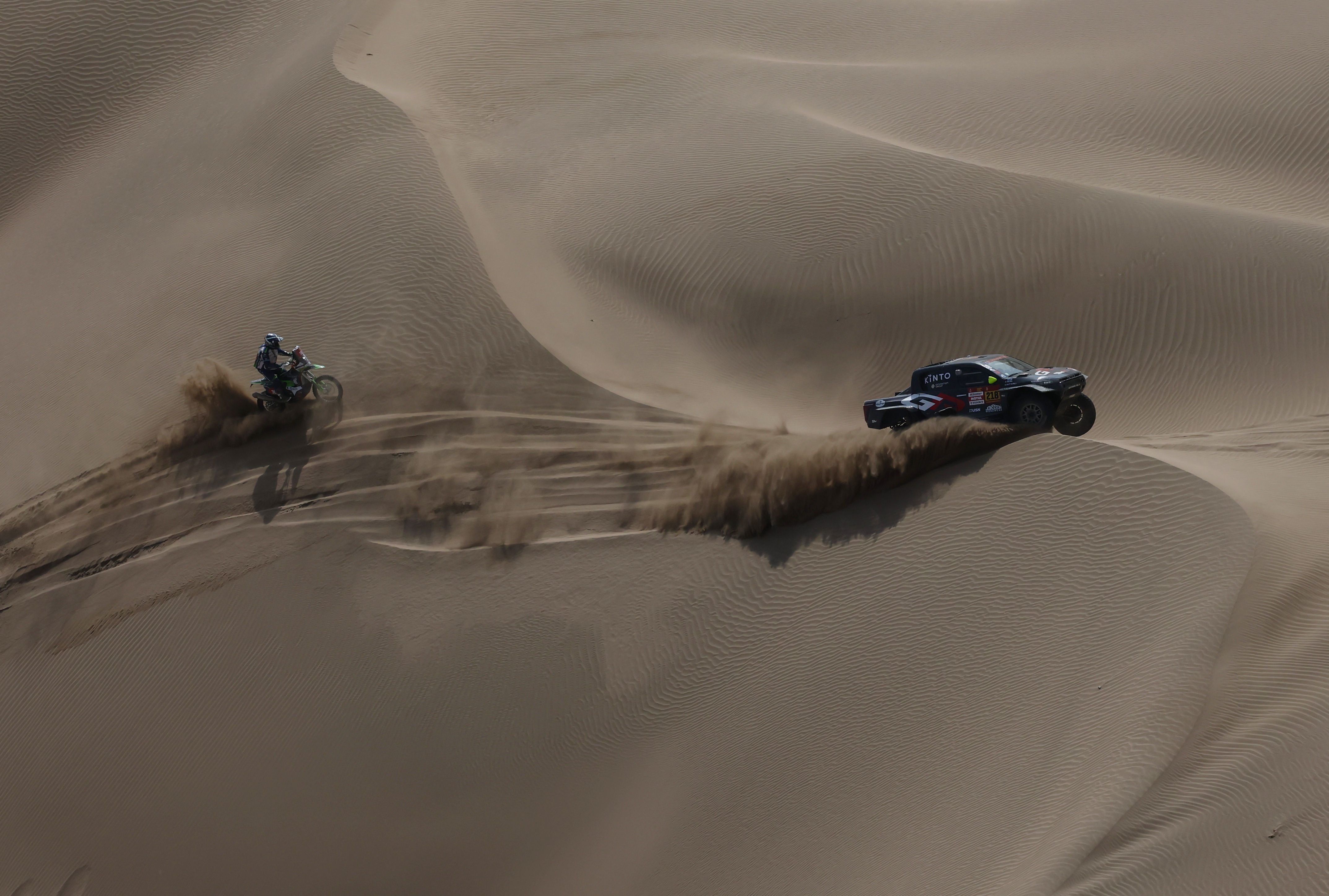 Por qu&eacute; el Rally Dakar adelant&oacute; su recorrido en Arabia Saudita 2027 pese a la crisis en Medio Oriente: el plan de emergencia   