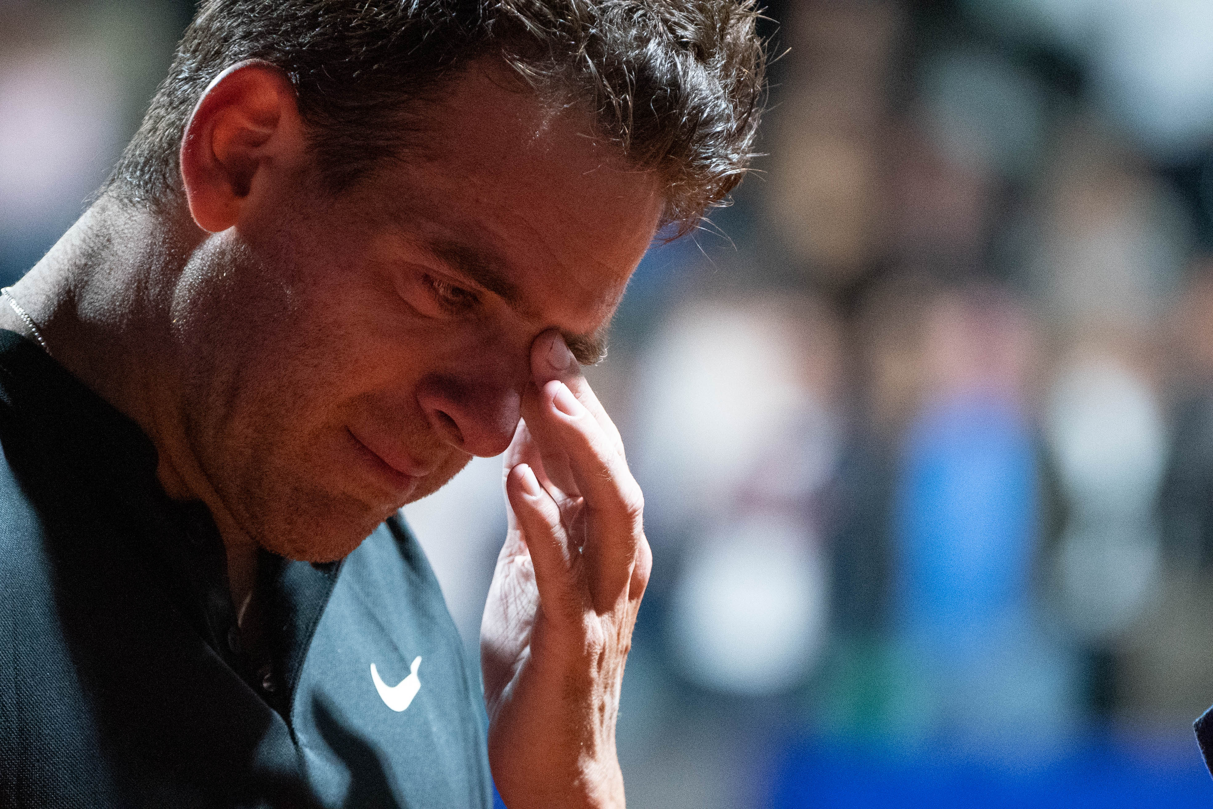 Las lágrimas de Juan Martín del Potro al finalizar el último partido de su exitosa carrera. Fue derrota por 6-1 y 6-3 frente a Federico Delbonis el 8 de febrero. Obtuvo 22 títulos de ATP, entre ellos el Abierto de los Estados Unidos. Además, fue la primera espada de la única Copa Davis que tiene la Argentina y alcanzó el número 3 del mundo (Foto: Franco Fafasuli)