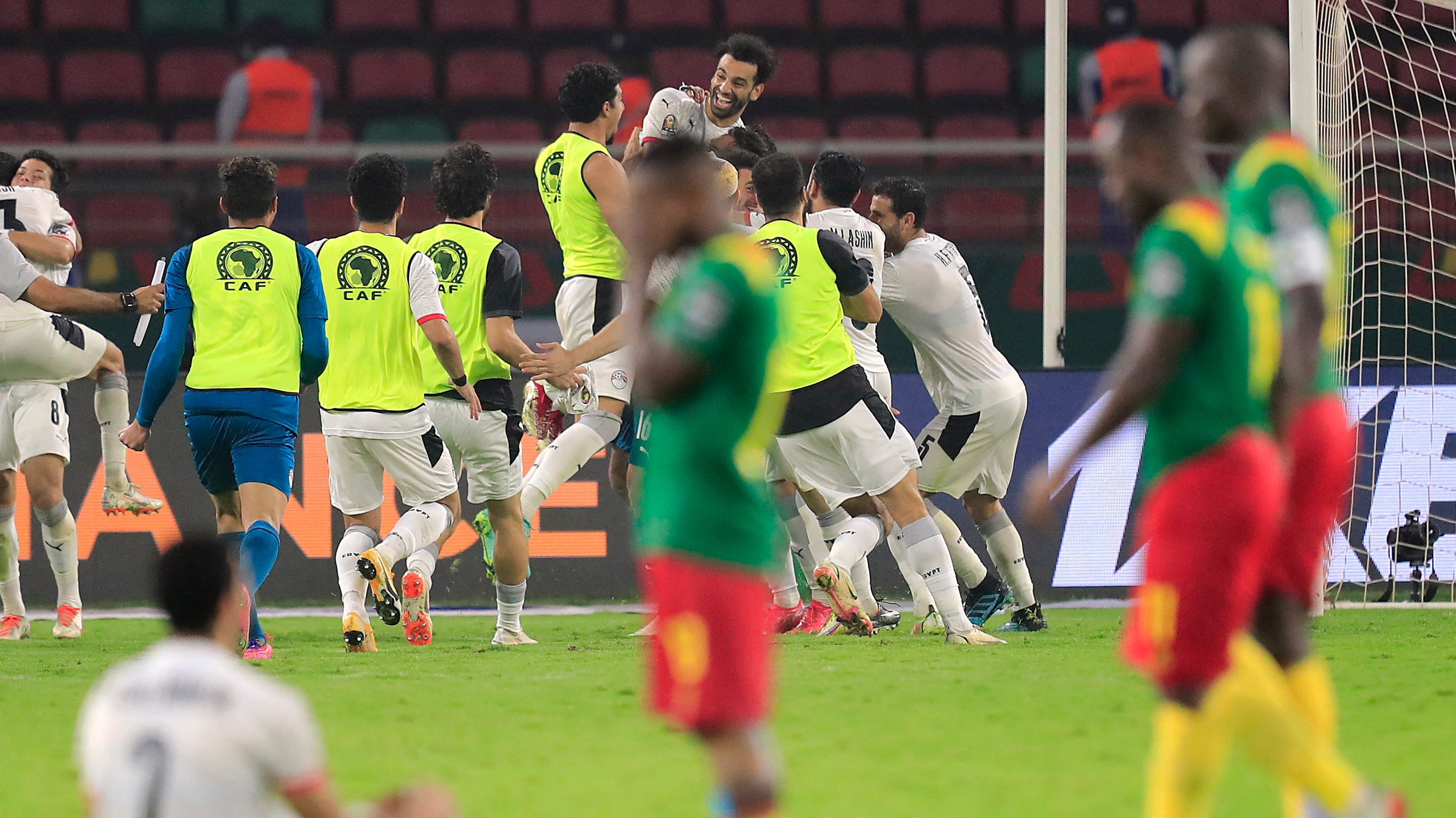 Egipto eliminó a Camerún y habrá choque de figuras del Liverpool en la final de la Copa África