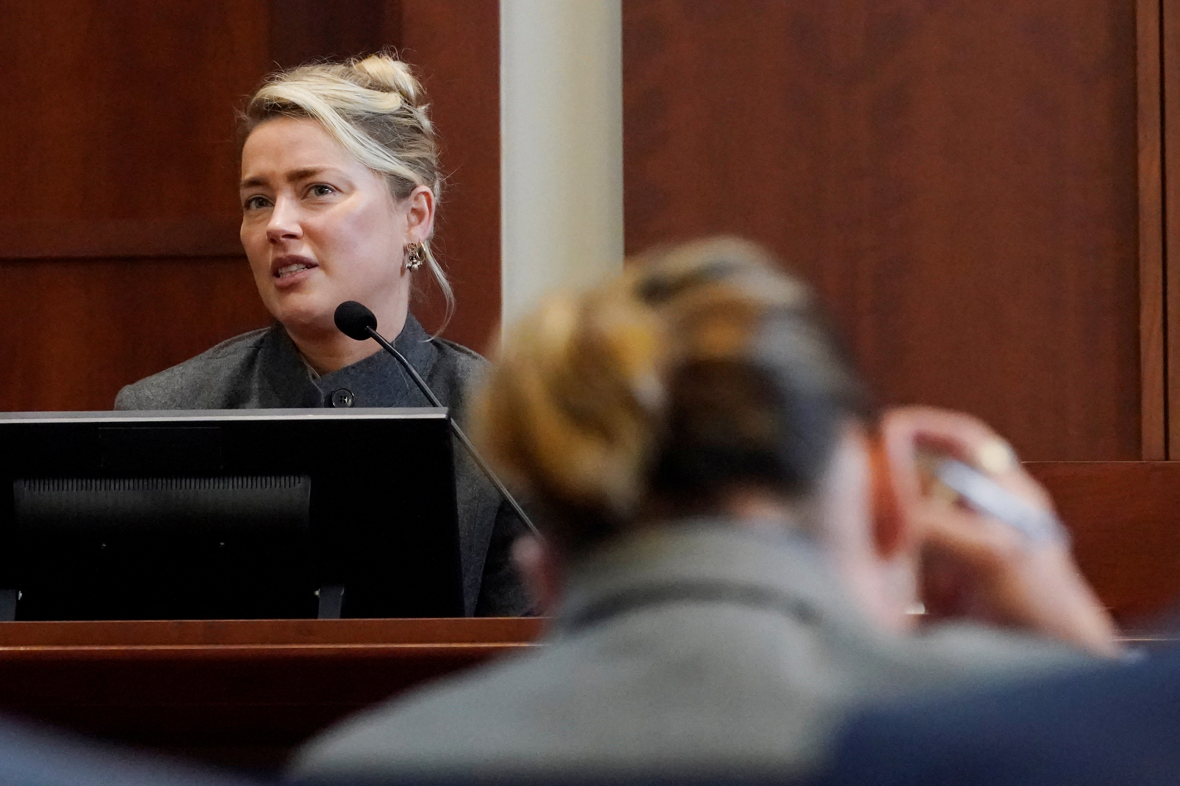 Amber Heard testifica en el juicio por difamación (Reuters)