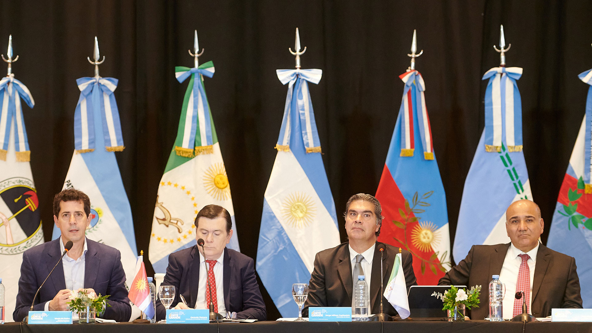 Con la firma de dos radicales, los gobernadores del Norte repudiaron el ataque a CFK y pidieron “redoblar el compromiso con el diálogo”