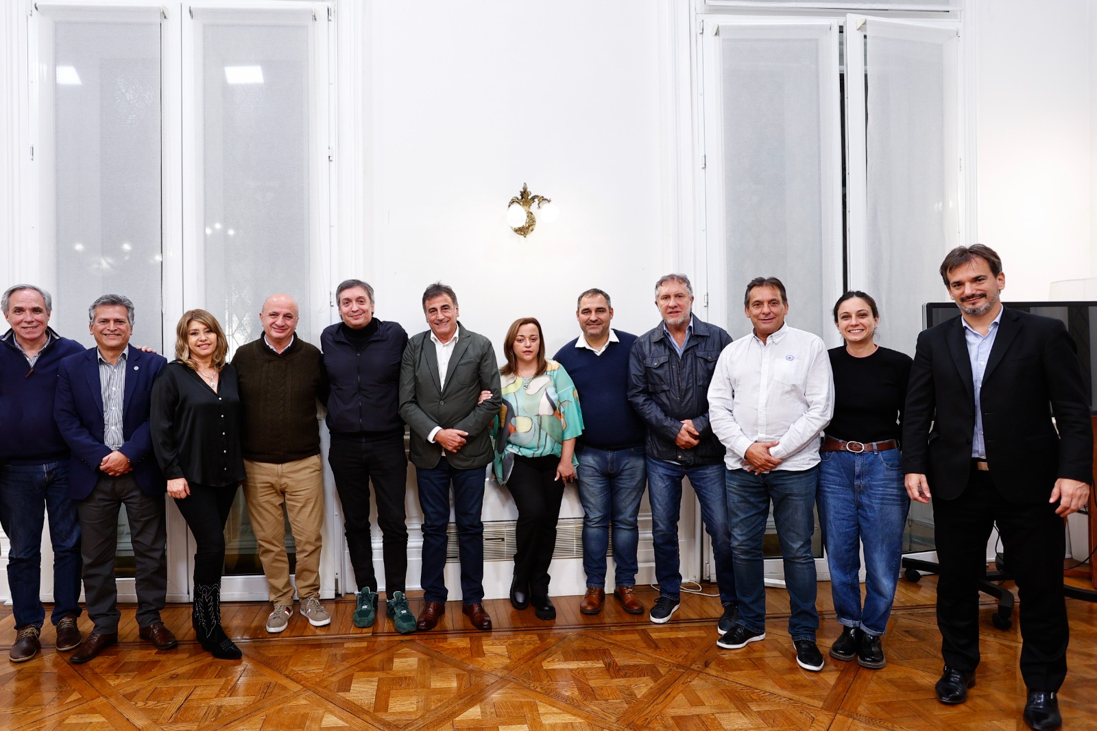 Máximo Kirchner se reunió recientemente con la mesa ejecutiva del Frente Renovador