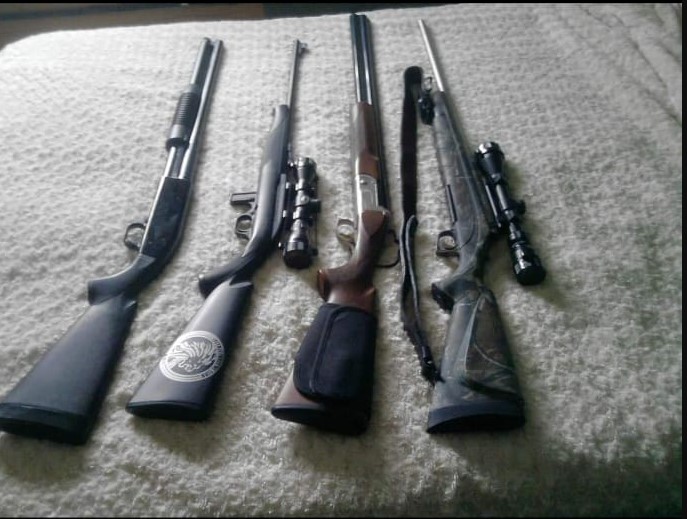 Las armas que José Naón mostraba en redes sociales.