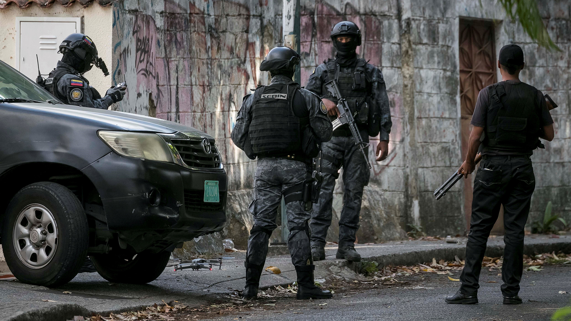 Efectivos policiales venezolanos (EFE/Miguel Gutiérrez/Archivo)