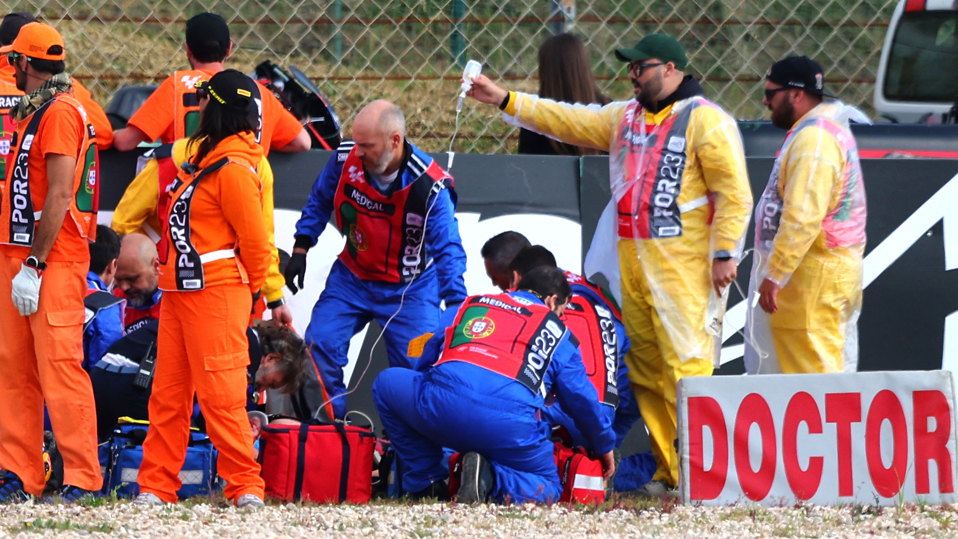 Espeluznante accidente en el MotoGP: Pol Espargaró sufrió múltiples fracturas en Portugal