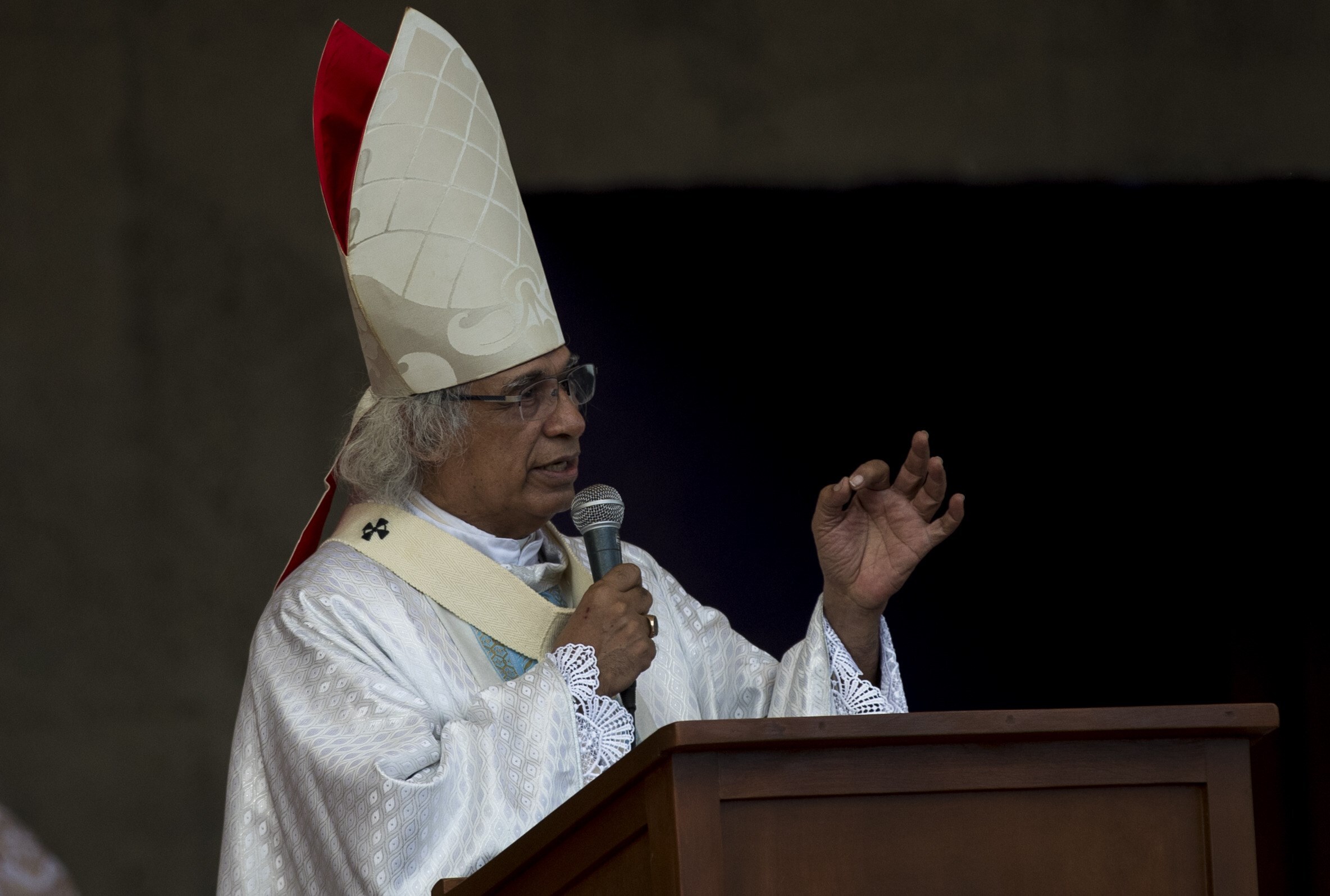 FOTO DE ARCHIVO: El cardenal de Nicaragua, Leopoldo Brenes (EFE/Jorge Torres)