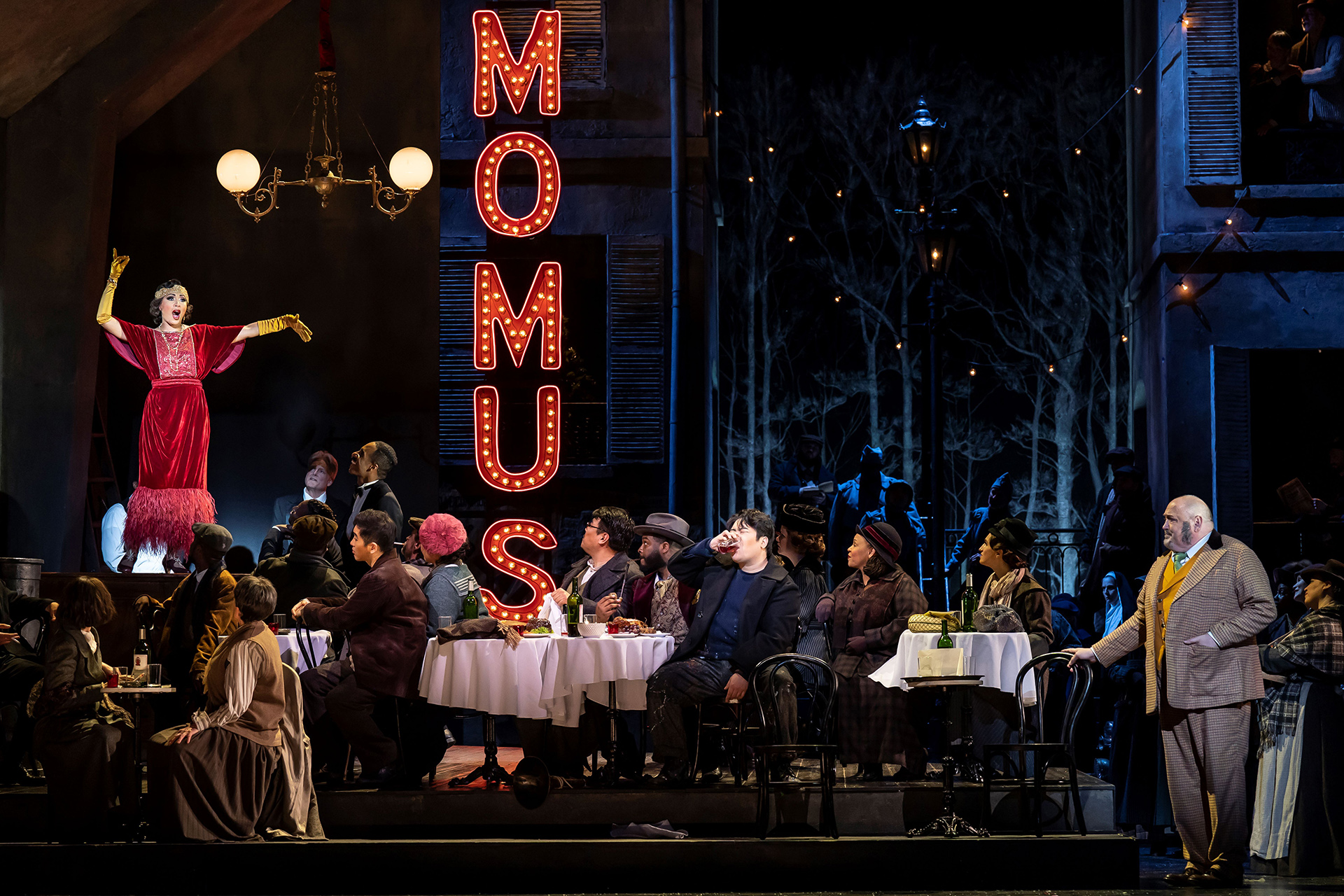 La soprano Jacqueline Echols encarna a Musetta en la producción de  "La Bohème" que se presenta en Washington (Foto: Scott Suchman)