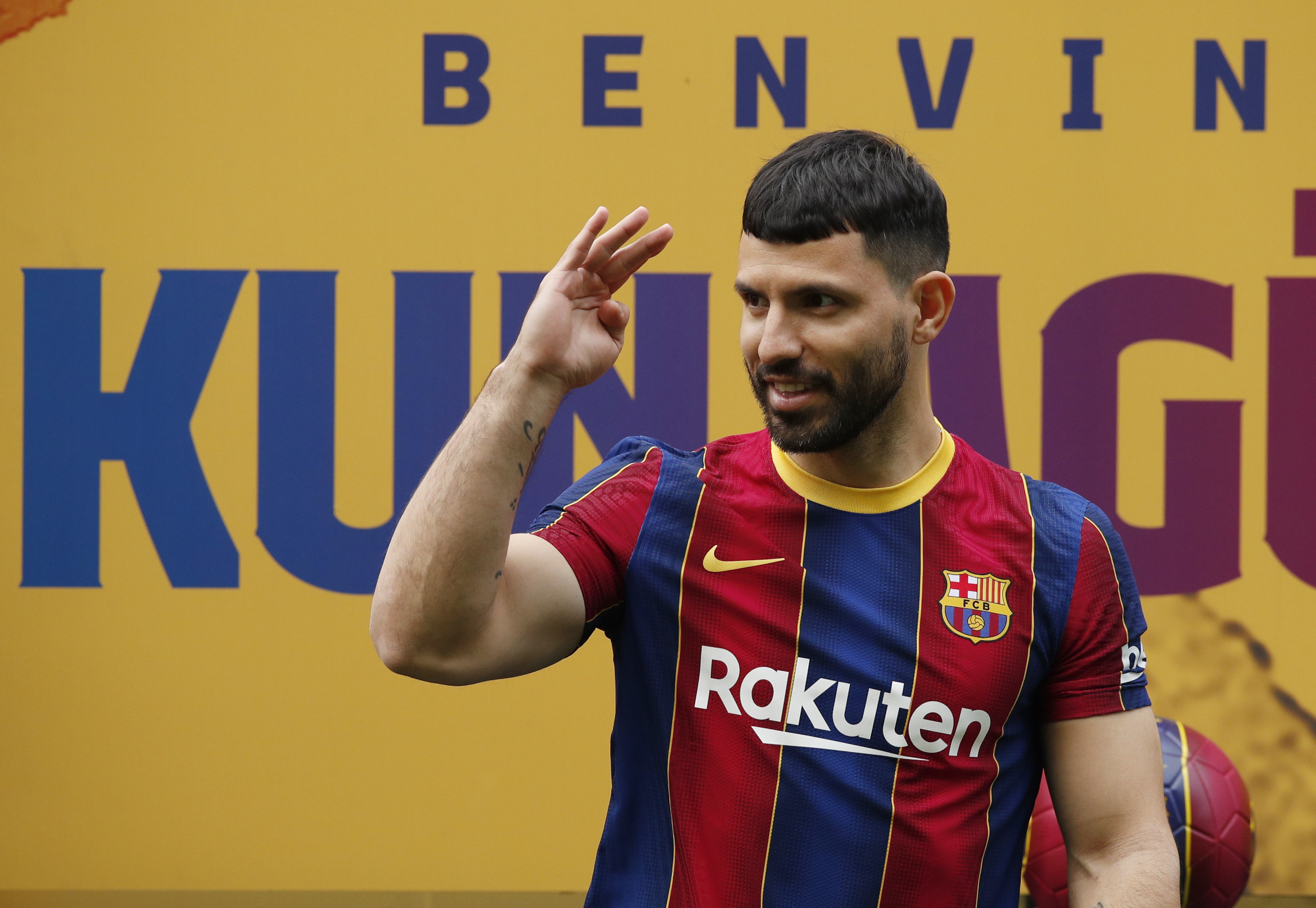 La primera imagen de Agüero con la camiseta del Barcelona (Reuters)
