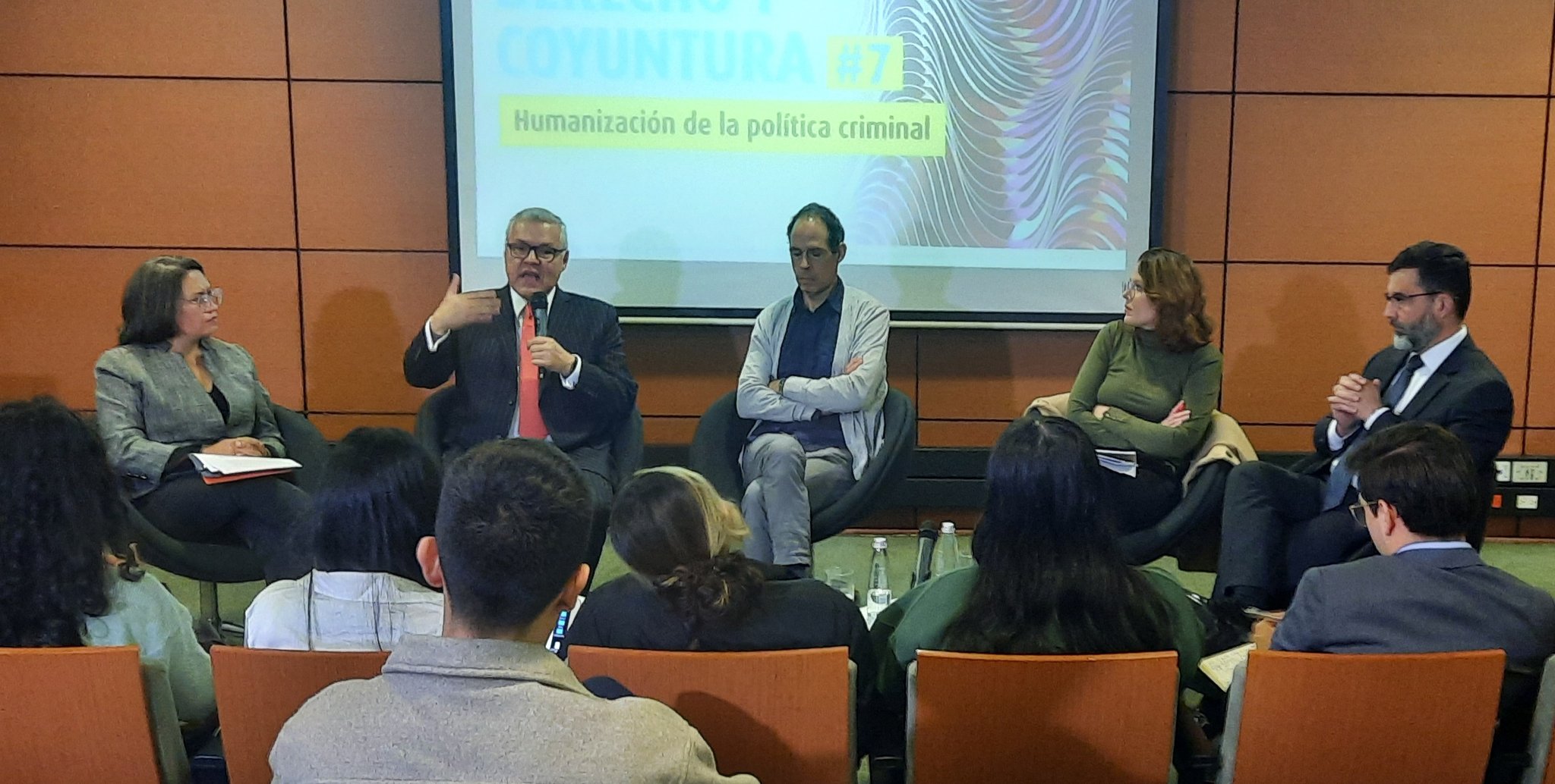 La Reforma penal y de humanización fueron debatidas por la Academia: conclusiones de la jornada