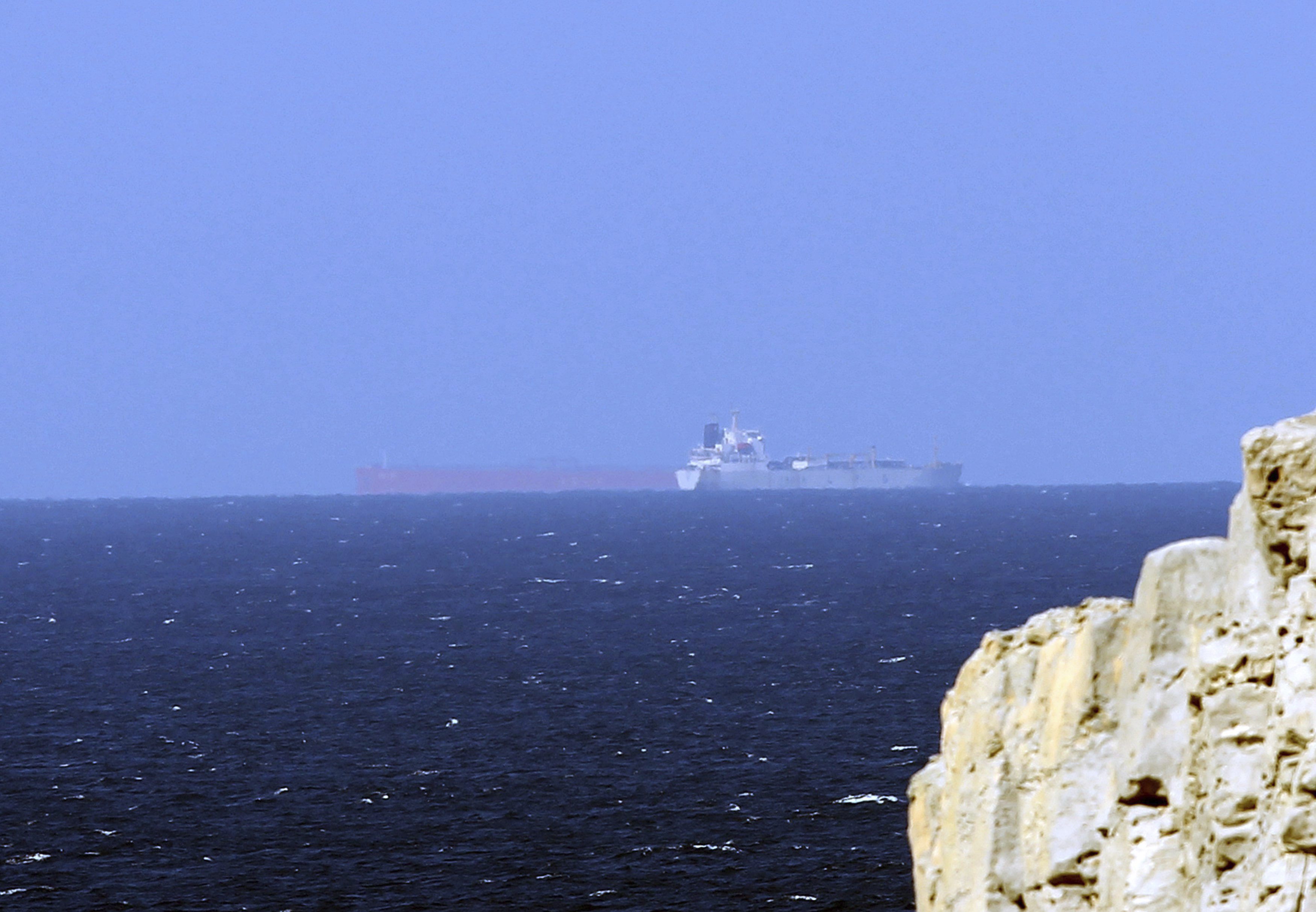 El r&eacute;gimen de Ir&aacute;n afirm&oacute; haber cerrado nuevamente el estrecho de Ormuz