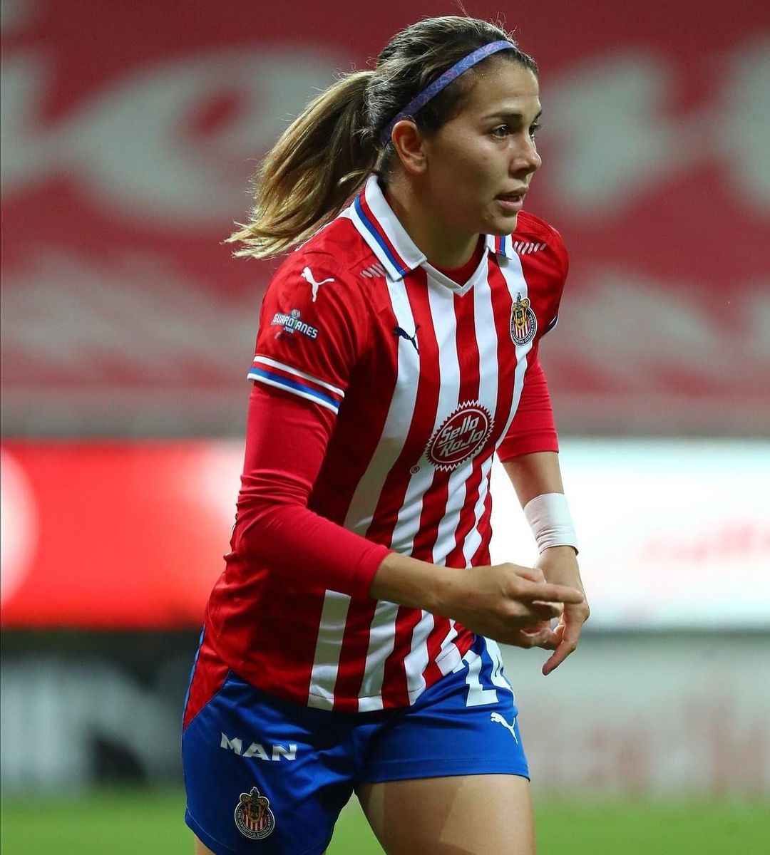 Alicia Cervantes, goleadora de Chivas (Foto: Instagram@aliciacervantes24)