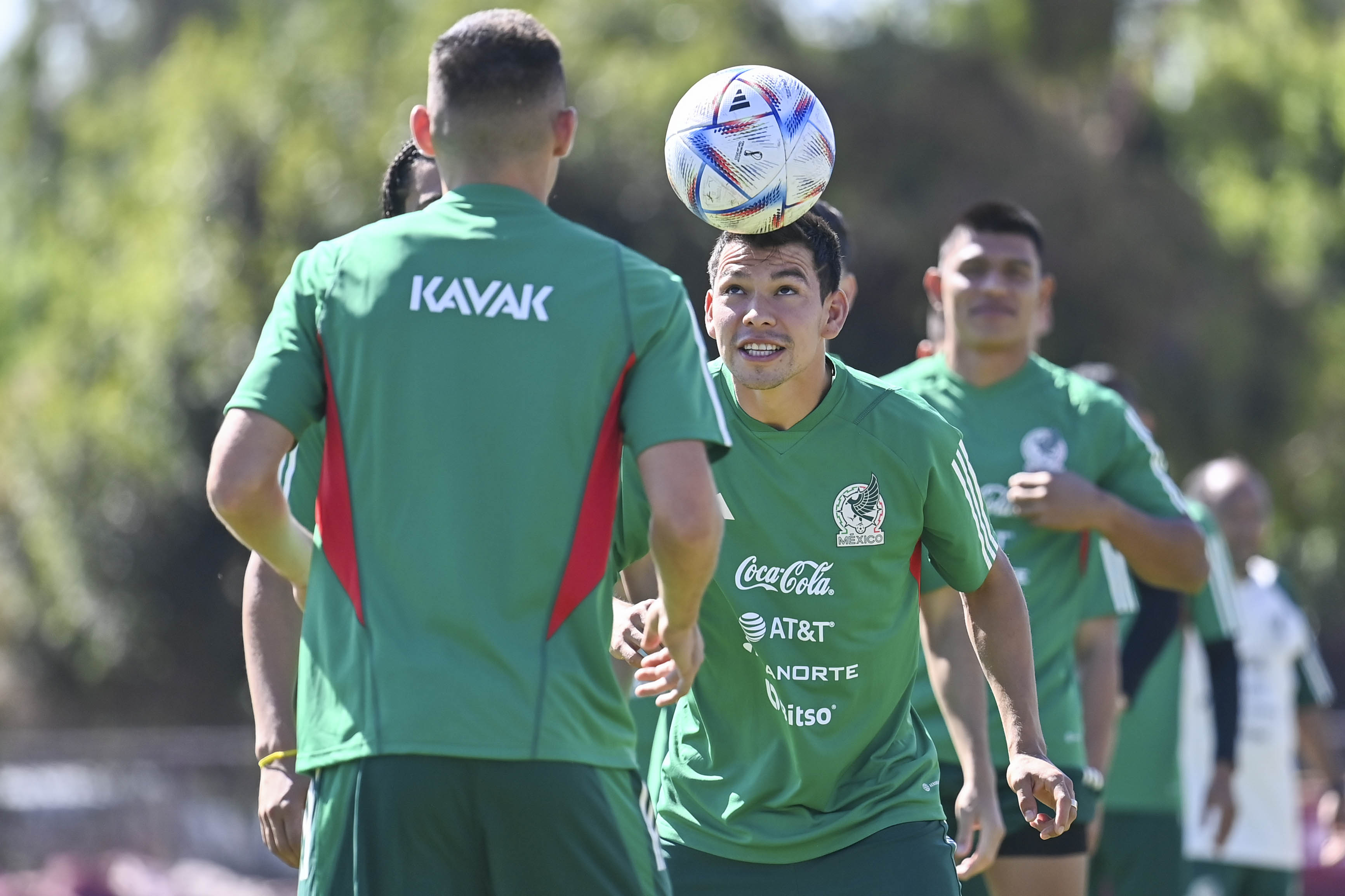 Trening reprezentacji Meksyku przed zmierzeniem się z Peru i Kolumbią na dwa miesiące przed Katarem World Cup 2022. Zdjęcie: miseleccionmx
