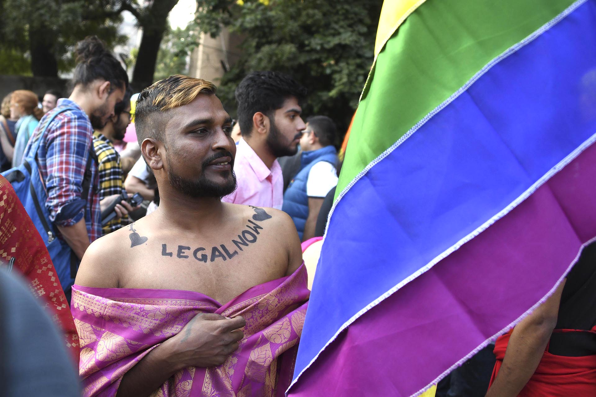 Miembros del colectivo LGBT en la India marcharon por Nueva Delhi el 25 de noviembre de 2018