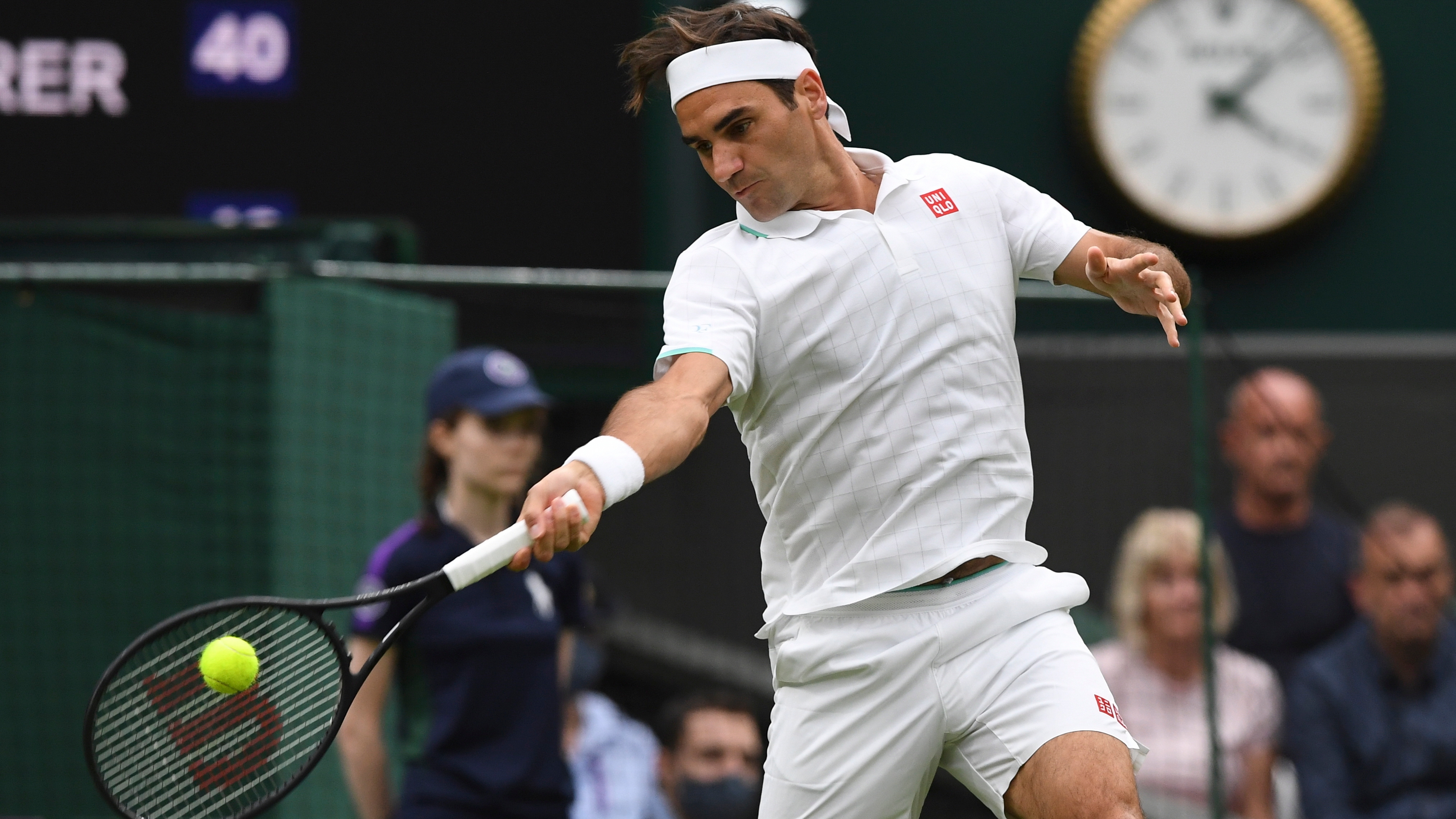 A los 40 años y pese a las lesiones, el suizo Roger Federer sigue siendo convocante (EFE/EPA/FACUNDO ARRIZABALAGA/Archivo)
