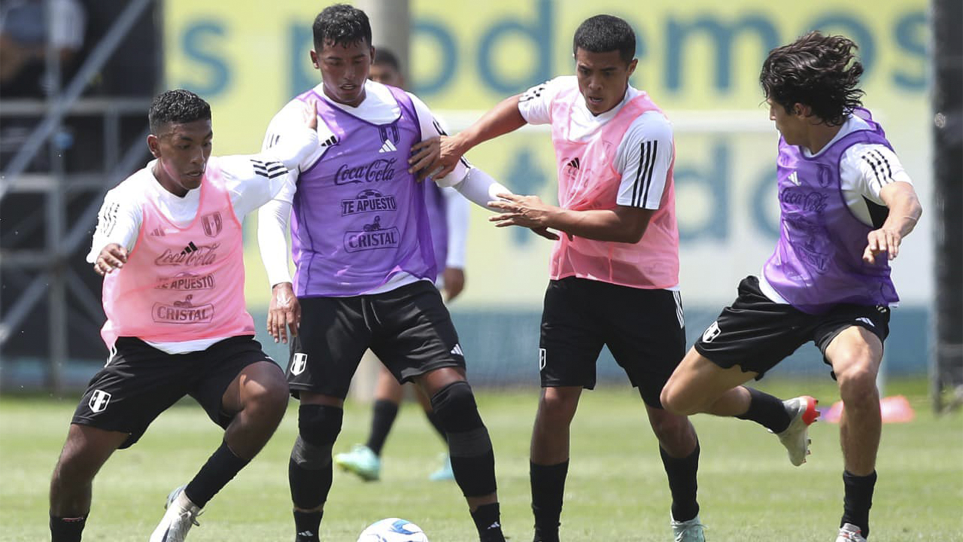 La selección peruana sub 20 tendrá su última prueba previo al Sudamericano que inicia el 19 de enero. (FPF)
