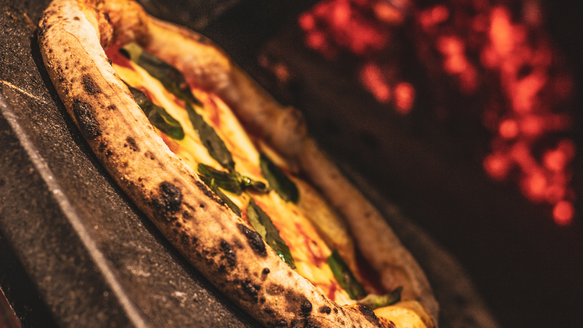 Cómo perfeccionar la pizza napolitana de la mano de notables maestros  pizzeros - Infobae