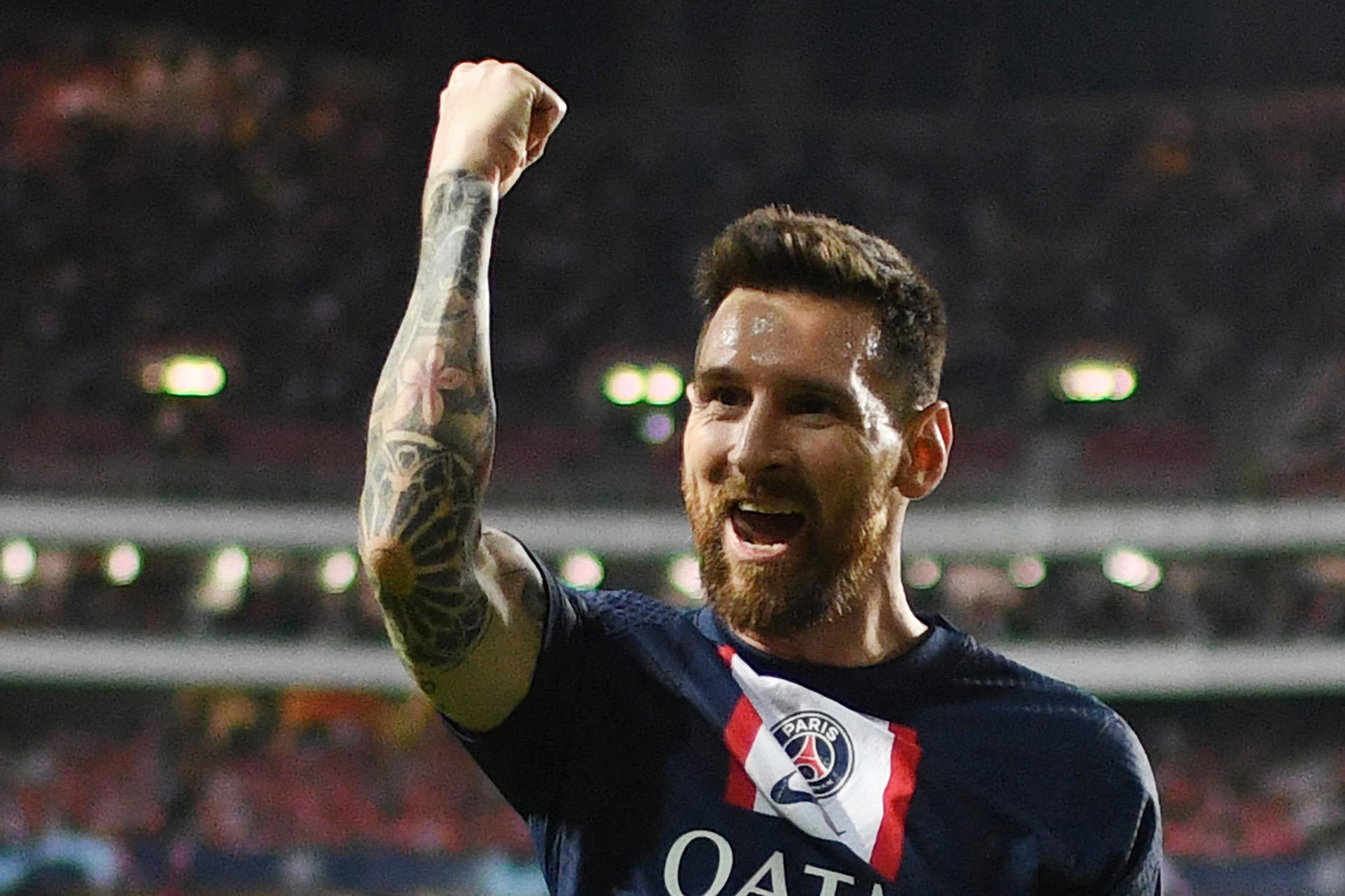 Un ex jugador de la selección inglesa elogió a Lionel Messi y pidió que Argentina gane el Mundial