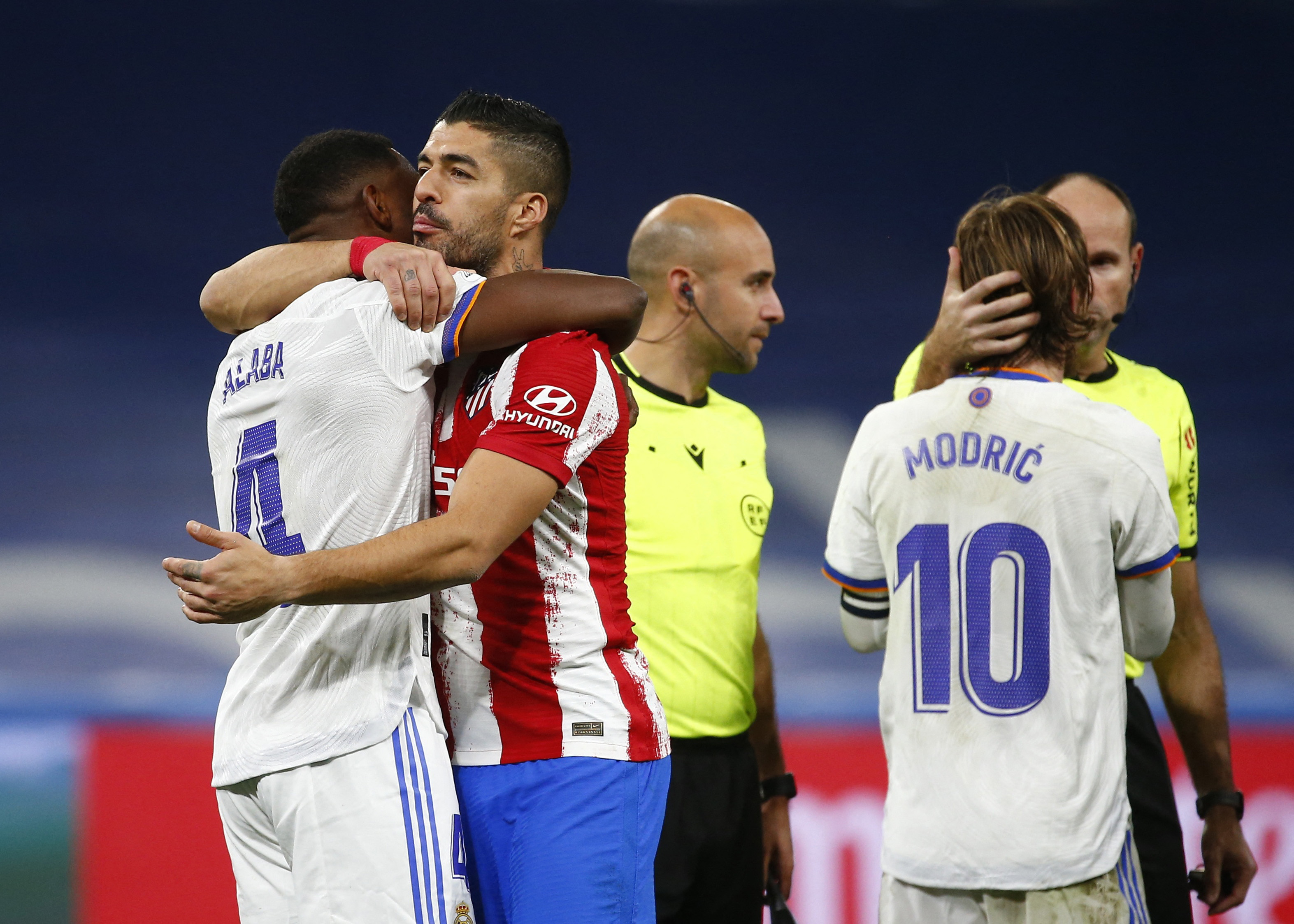 Atlético de Madrid recibirá al Real Madrid, flamante campeón de La Liga española (REUTERS/Javier Barbancho)