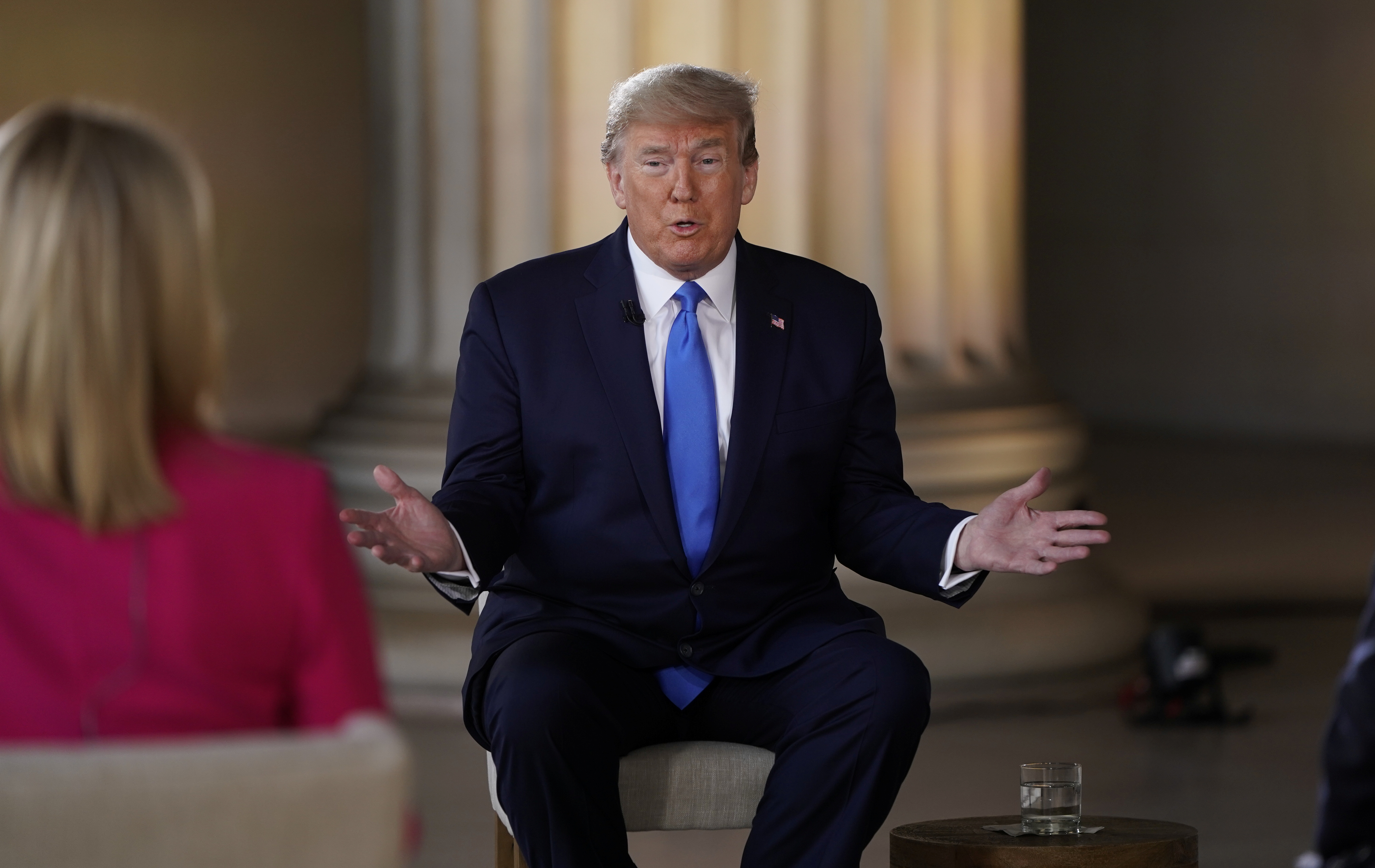 Bajo el lema “Estados Unidos unido: volviendo a trabajar”, Donald Trump contestó preguntas de sus seguidores en un evento televisado por Foz News (Reuters)