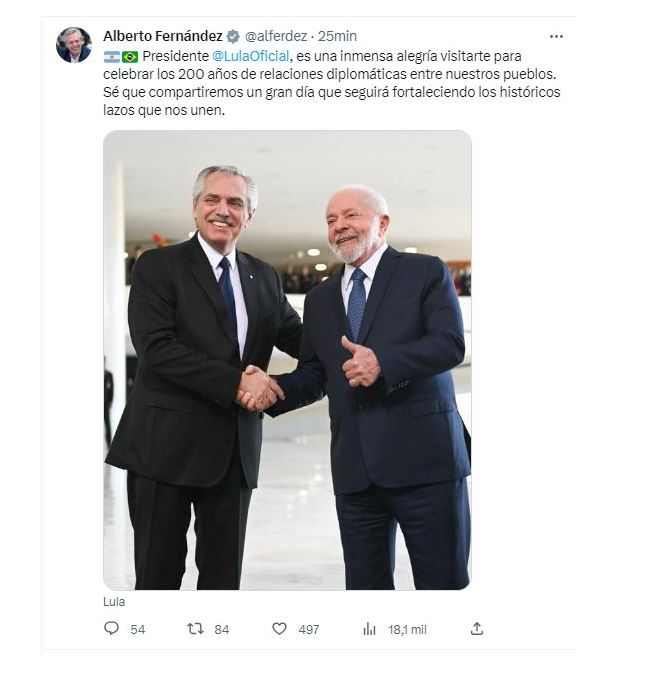 La foto oficial entre los presidentes Alberto Fernández y Lula Da Silva, por los 200 años de relaciones entre Brasil y Argentina