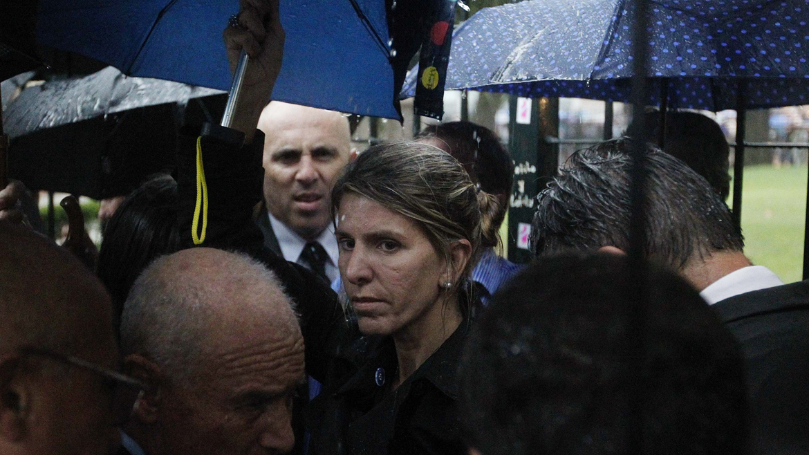 La jueza Sandra Arroyo Salgado durante la histórica marcha de los paraguas (Reuters)