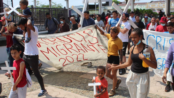 Migrant caravan left Tapachula they seek to reach Mexico City