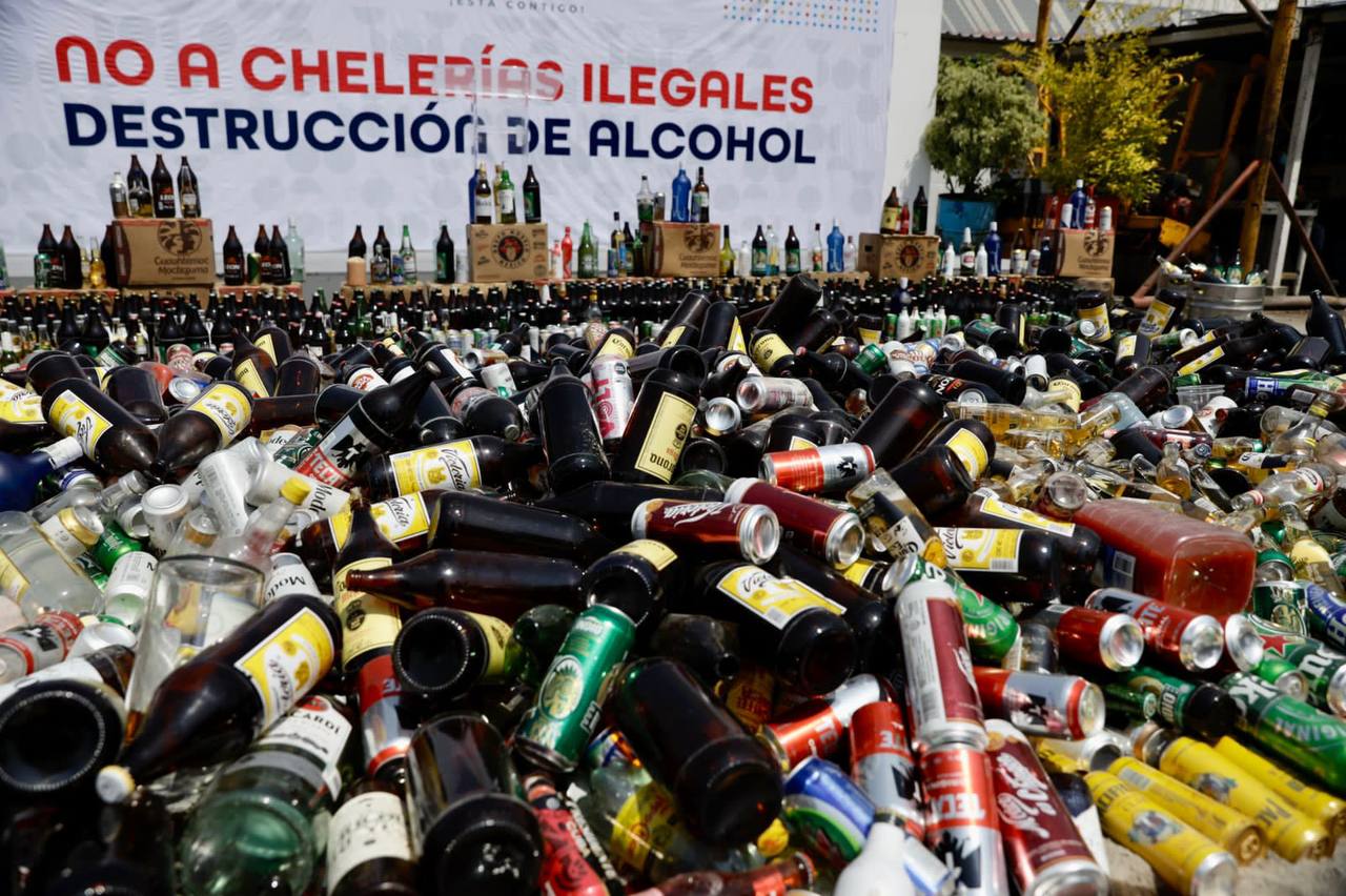 Autoridades de la demarcación destruyeron cuatro toneladas de alcohol (Foto: Twitter/giogutierrezag)