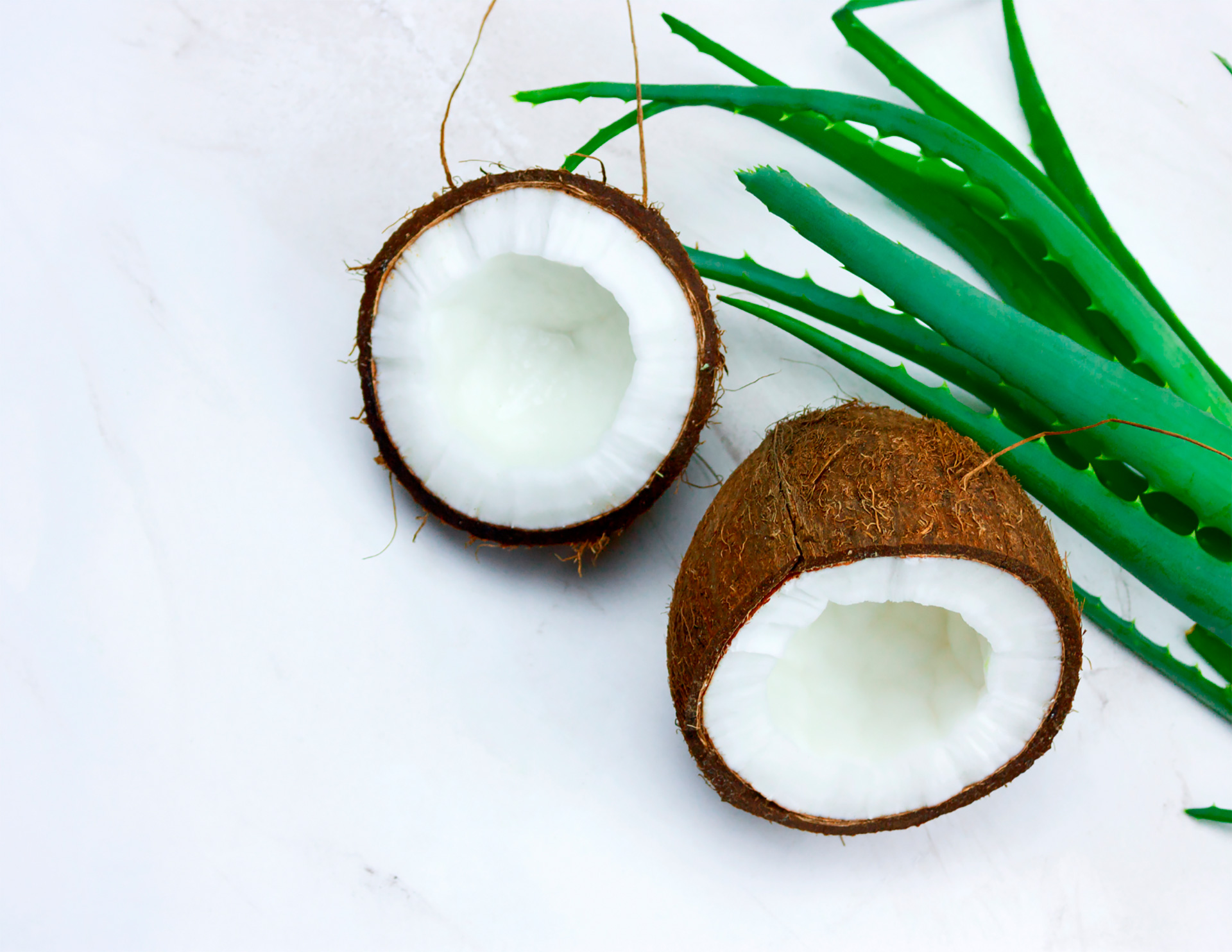 El coco ayuda a revitalizar el cabello dañado