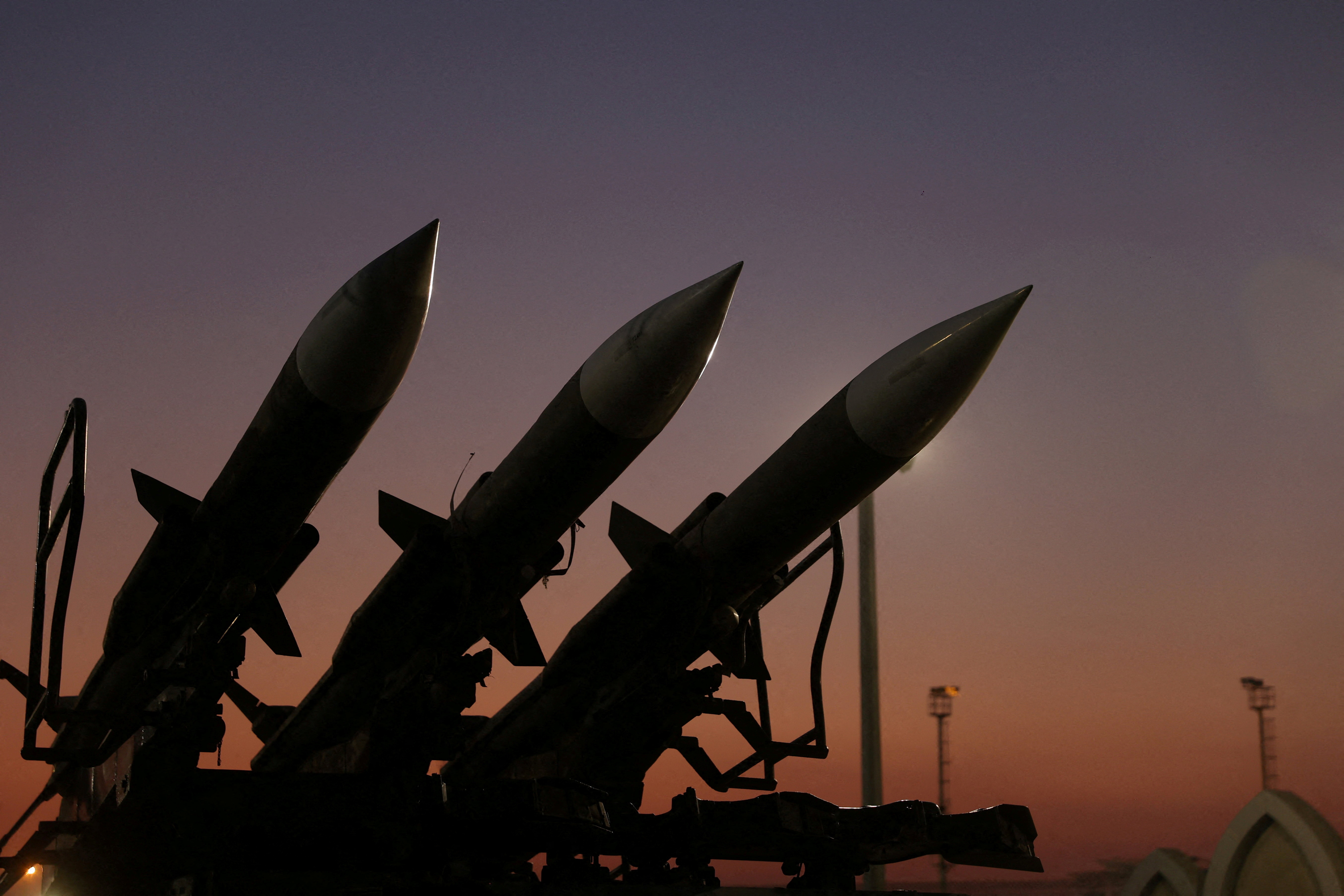 El r&eacute;gimen de Ir&aacute;n lanz&oacute; ataques contra bases e instalaciones militares de Estados Unidos en Jordania, Kuwait e Irak