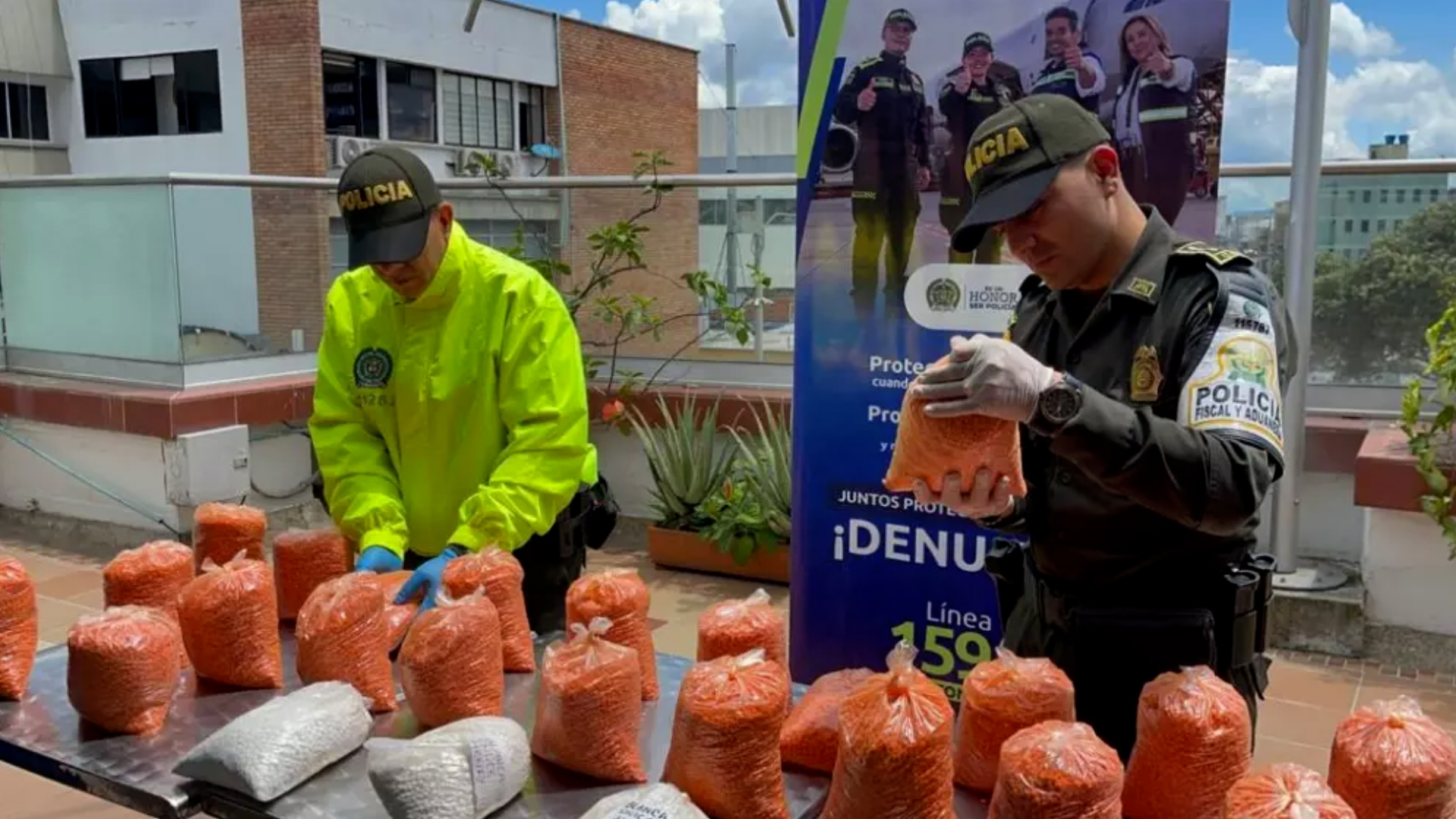 Golpe al tráfico de medicamentos: Policía incautó casi 400.000 fármacos falsos en Bucaramanga