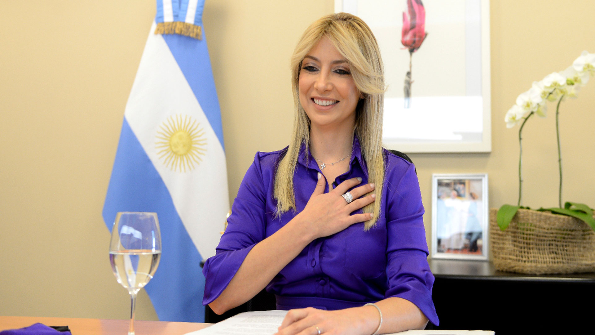 Fabiola Yañez está cursando un embarazo único y atraviesa la décima semana. (Presidencia)