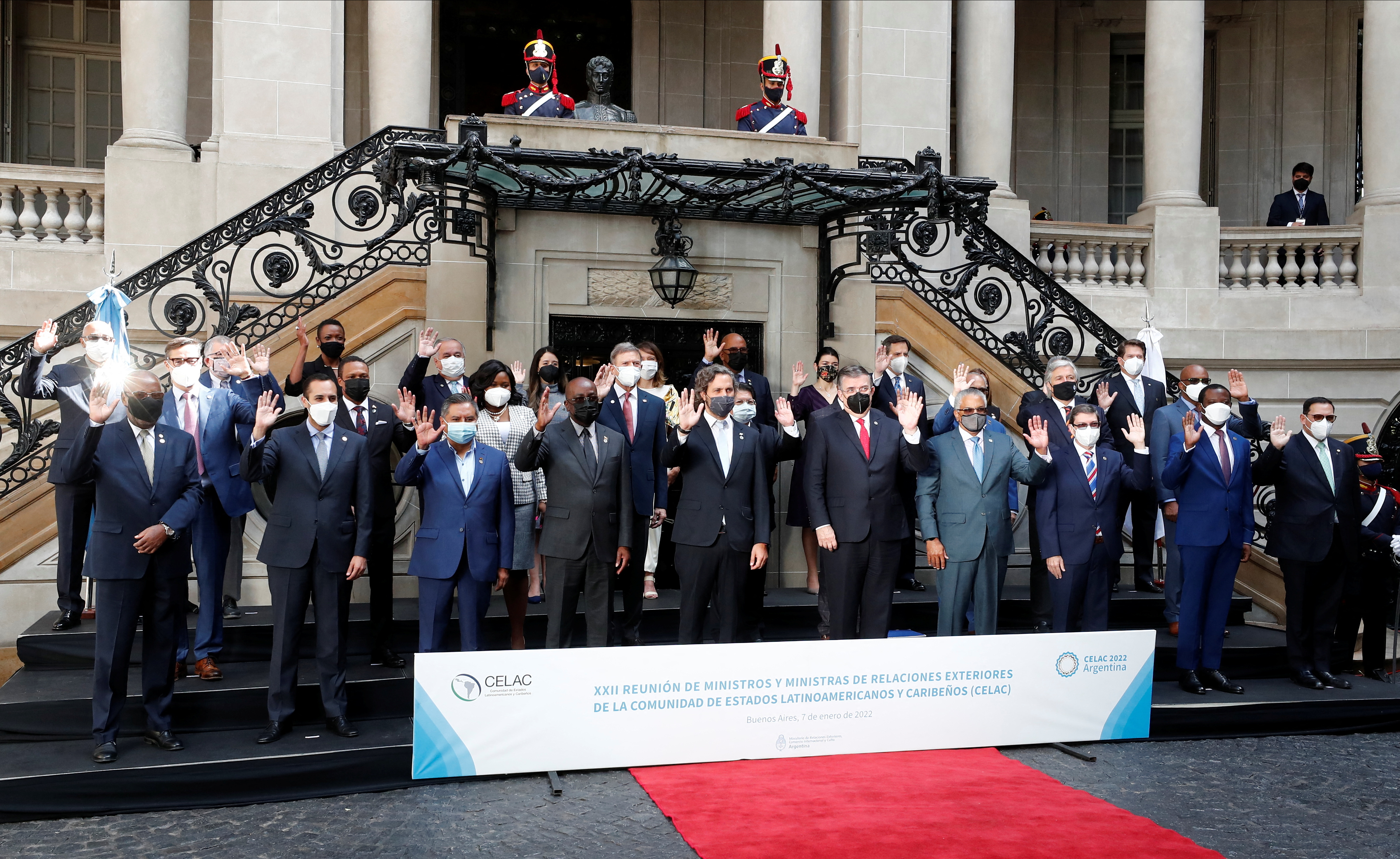 Los representantes de los países de la CELAC en la cumbre en Buenos Aires (REUTERS/Agustin Marcarian)