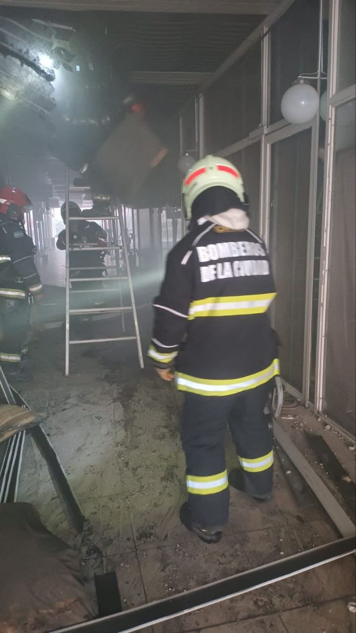 El embajador sudafricano en Francia fue hallado muerto en un hotel de París