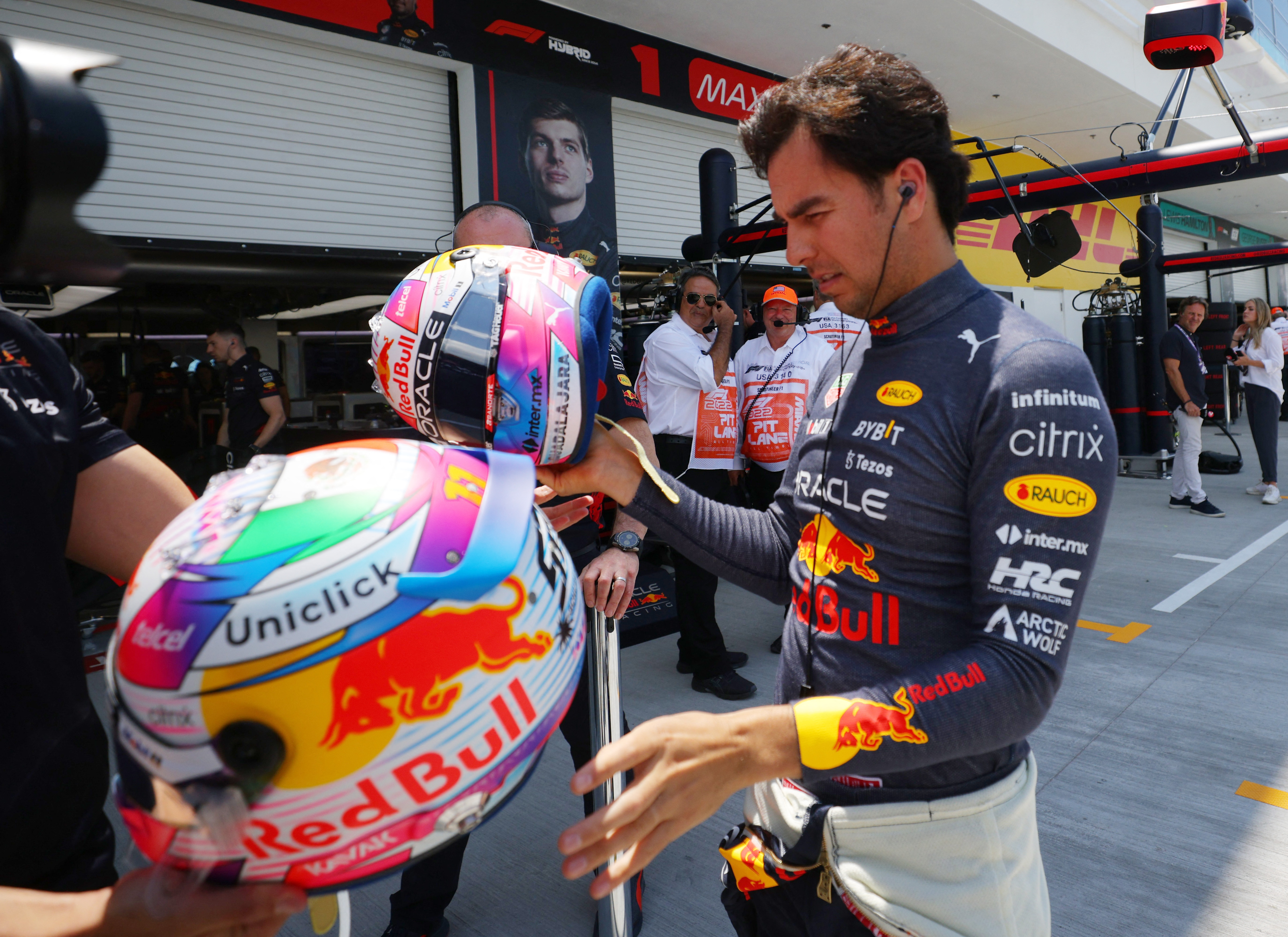 Checo Pérez será reemplazado por Juri Vips en la primera práctica del GP de España (Foto: REUTERS/Brian Snyder)