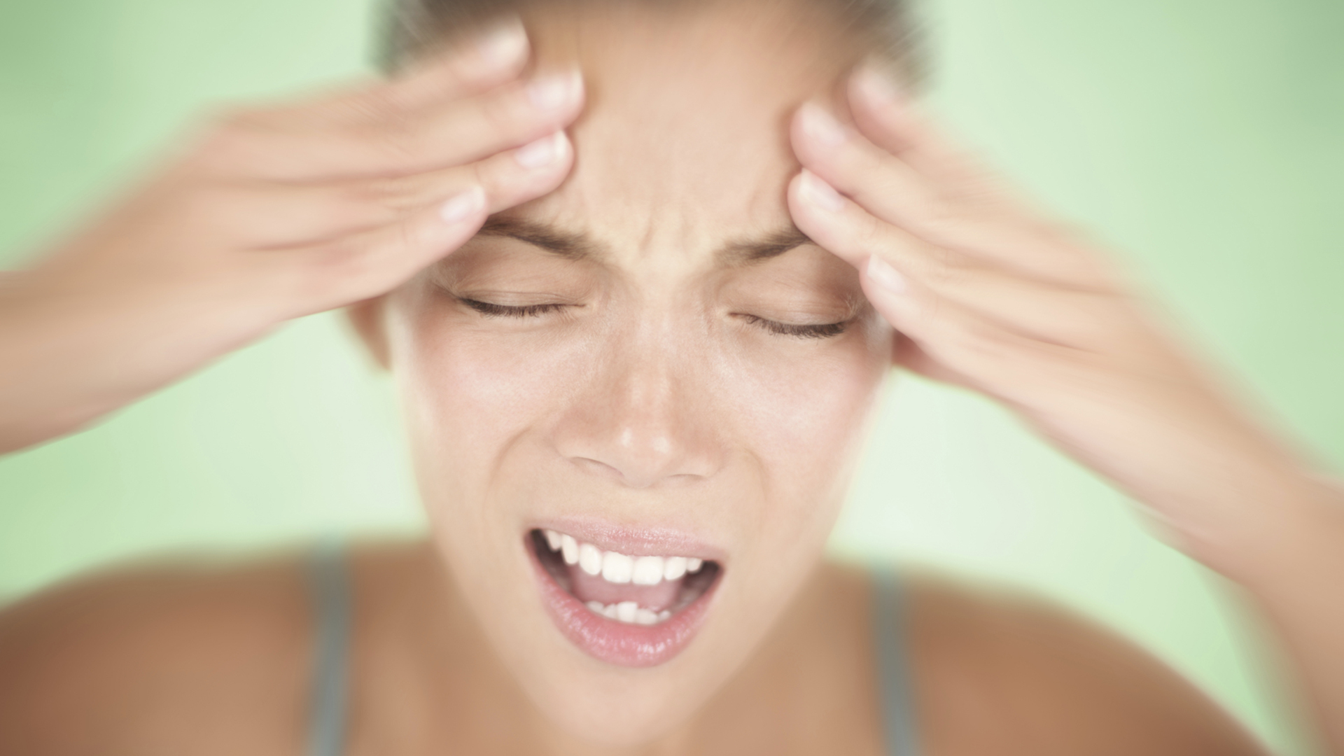 El dolor de cabeza puede ser un efecto adverso del medicamento baricitinib