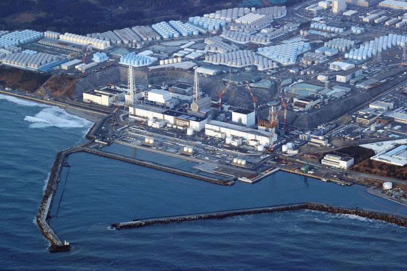 Vista aérea muestra la central nuclear de Fukushima Daiichi tras el fuerte terremoto, en la localidad de Okuma, prefectura de Fukushima, Japón. Kyodo/via REUTERS/Archivo