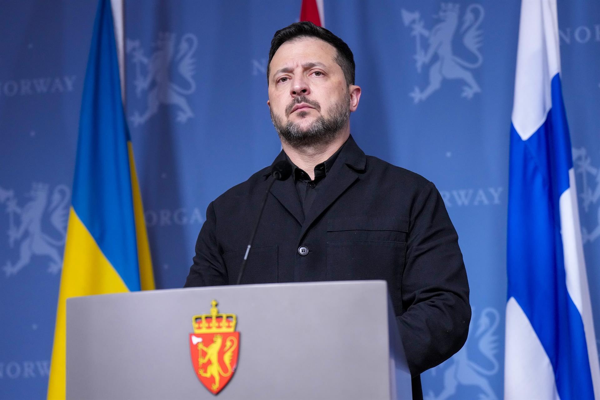 Zelensky señaló que Estados Unidos propuso una cita trilateral con Rusia "lo antes posible"