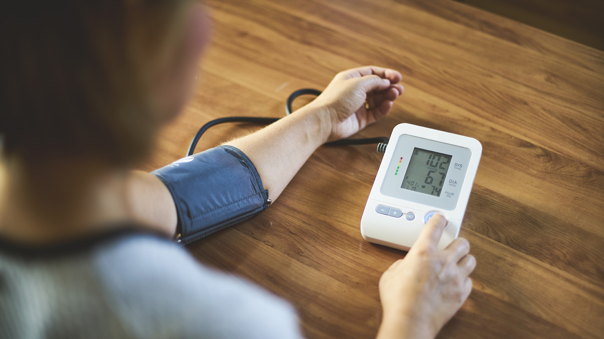 हाई ब्लड प्रेशर के लिए ध्यान में रखने योग्य 4 खाद्य पदार्थ और पेय - Infobae