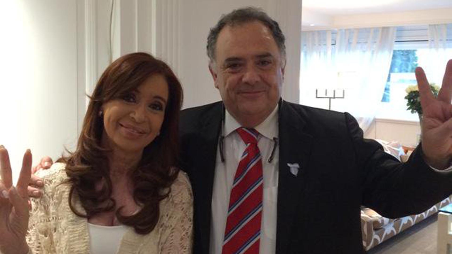 Eduardo Valdés met with Cristina Kirchner and participated in the reception of some of the presidents who participated in the CELAC summit.  (Twitter: @eduardofvaldes)
