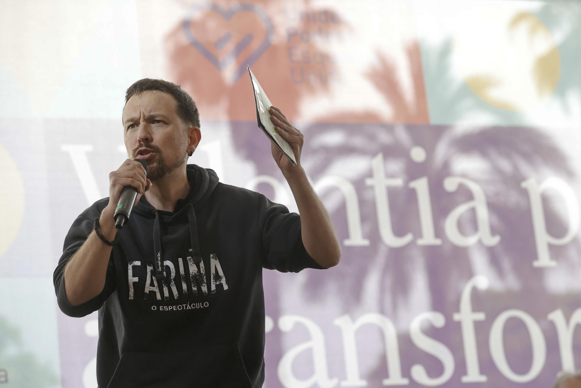 El exlíder de Podemos, Pablo Iglesias, protagoniza el acto de cierre de campaña de Unides Podem Esquerra Unida en la Comunitat Valenciana (EFE/ Kai Forsterling)