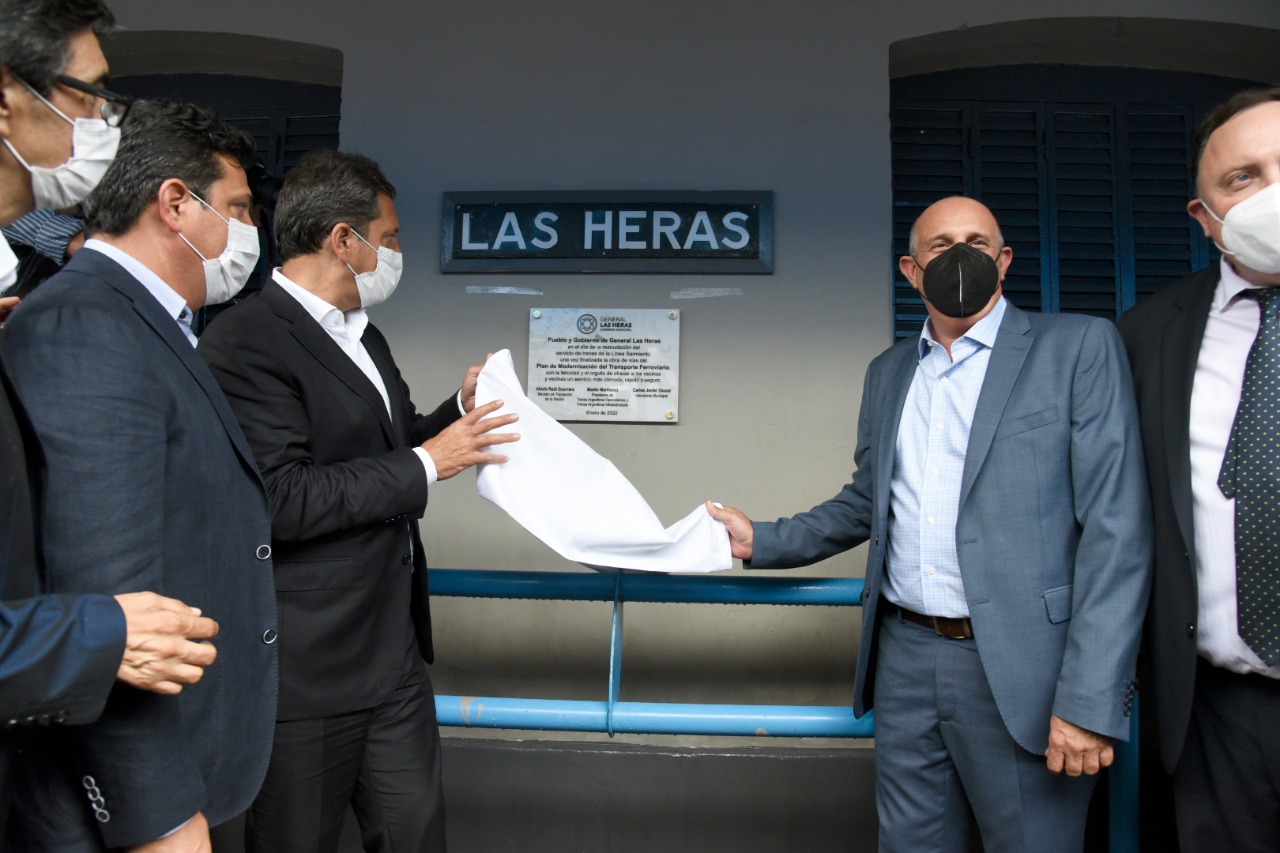 El ministro de Transporte, Alexis Guerrera, y el presidente de la Cámara de Diputados, Sergio Massa, participaron del acto de inauguración