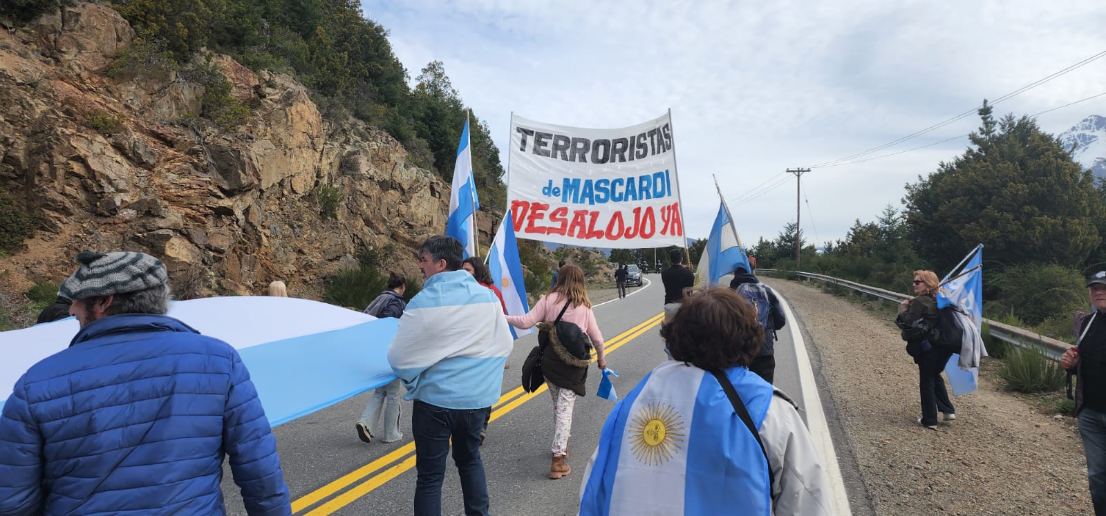 El pasado domingo los vecinos marcharon para reclamar por las usurpaciones de terrenos