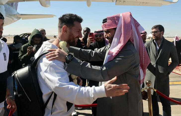 En enero de este año, Messi viajó con el PSG para disputar un amistoso contra el combinado de la Saudi Pro League XI ( REUTERS/Ahmed Yosri)