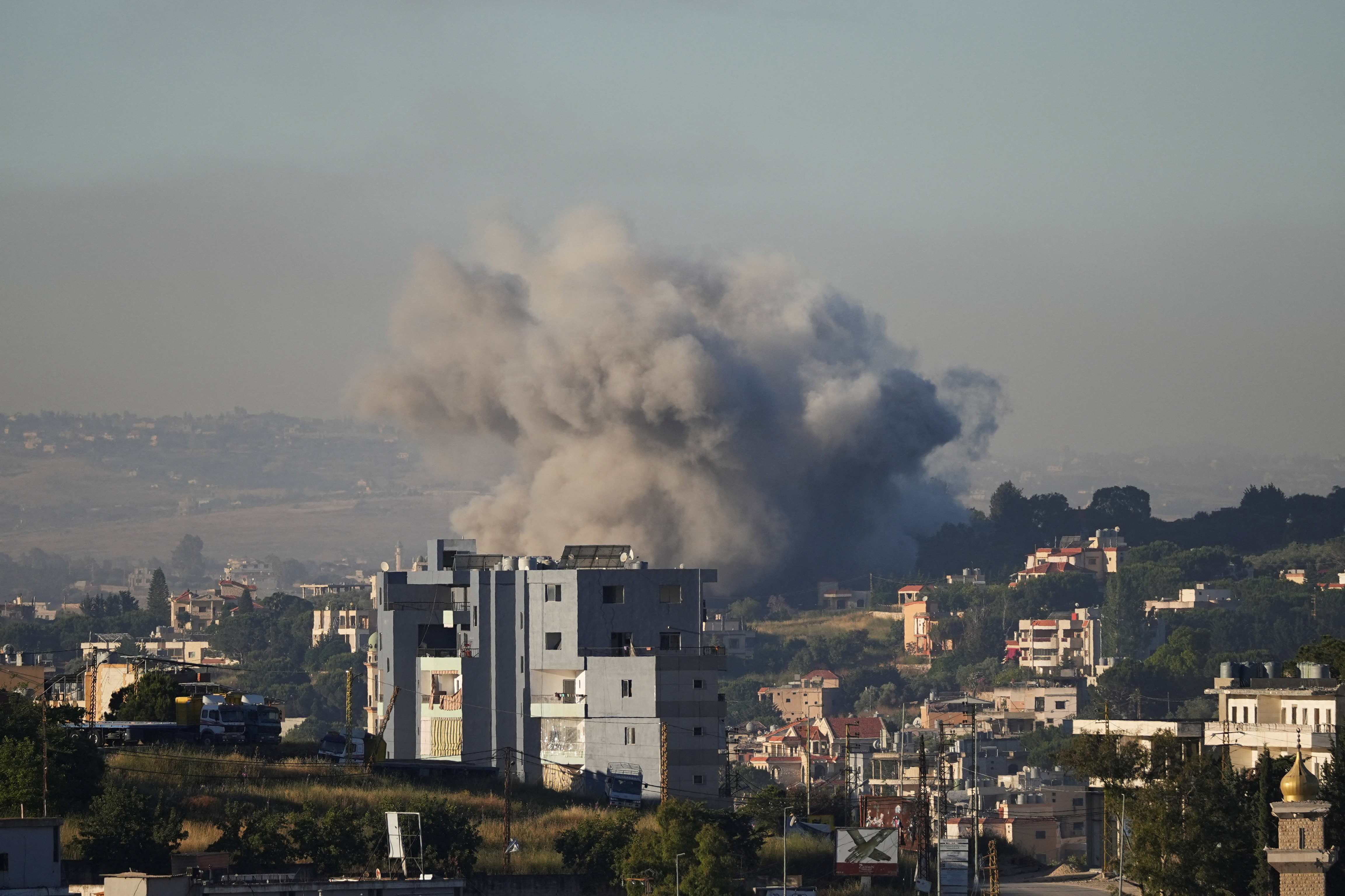 Israel atac&oacute; objetivos de Hezbollah en el sur del L&iacute;bano tras las advertencias de evacuaci&oacute;n a varias aldeas